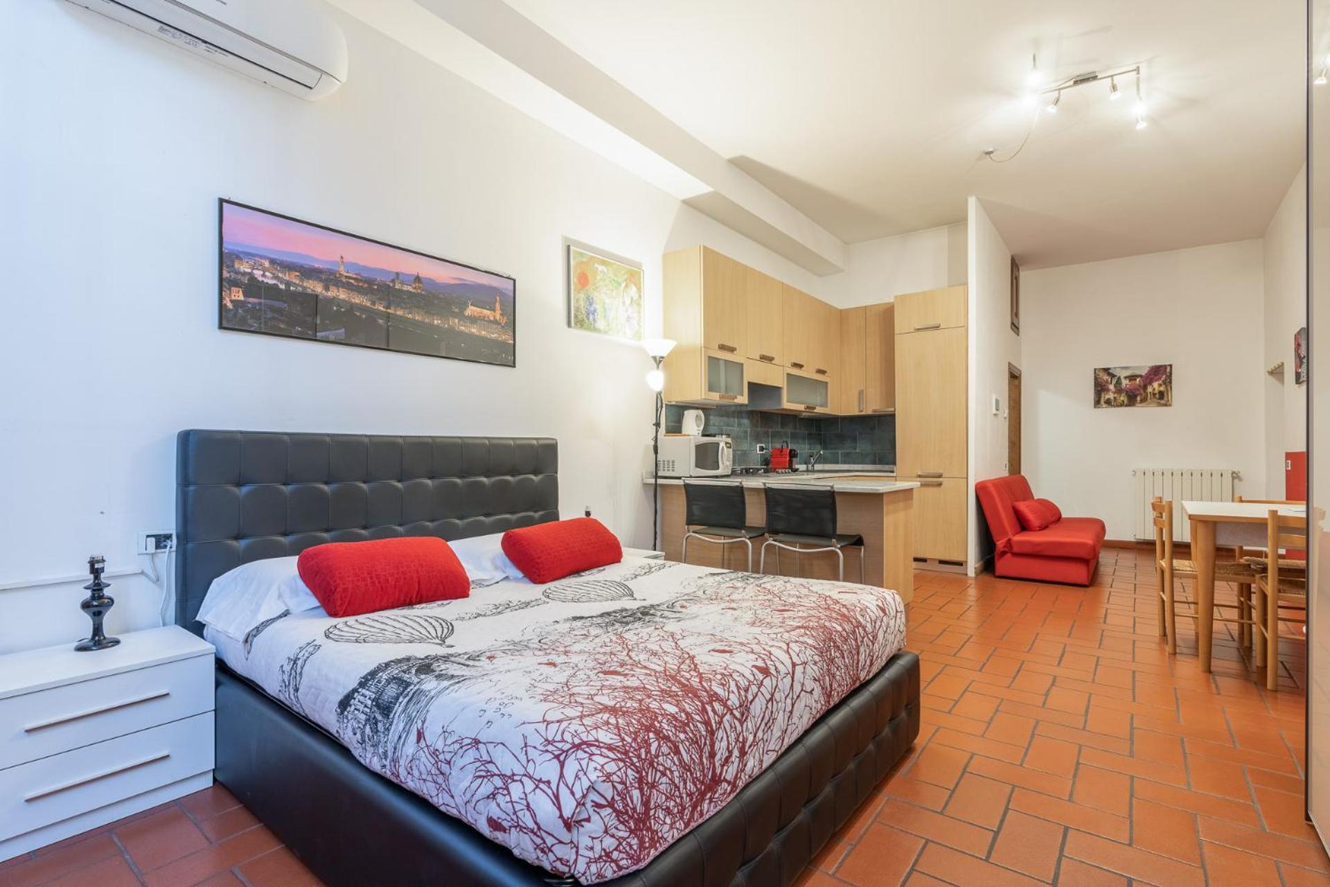 Studio Apartment