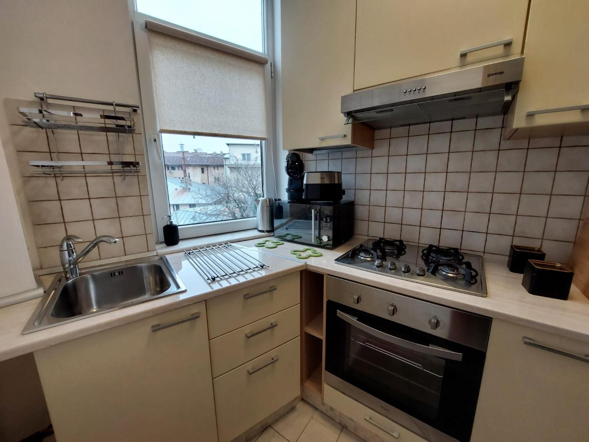 One-Bedroom Apartment - Photo 27