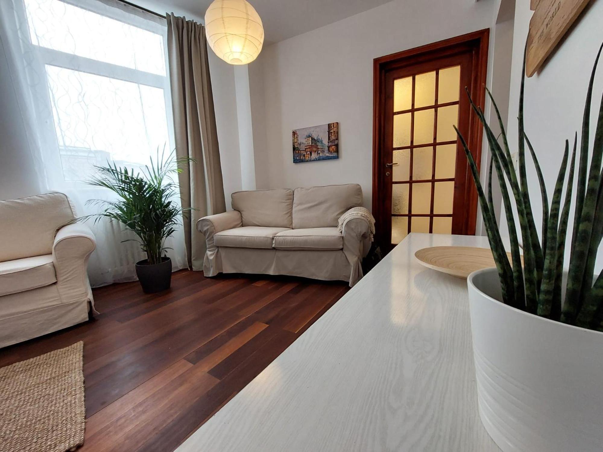 One-Bedroom Apartment - Photo 28