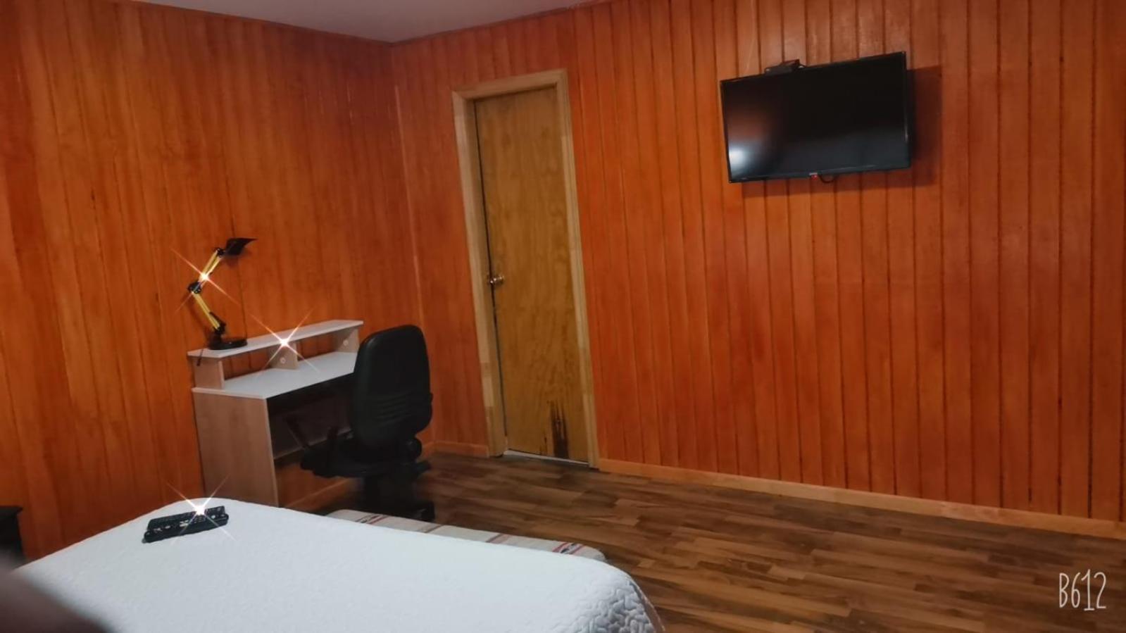 Large Double or Twin Room photo 2