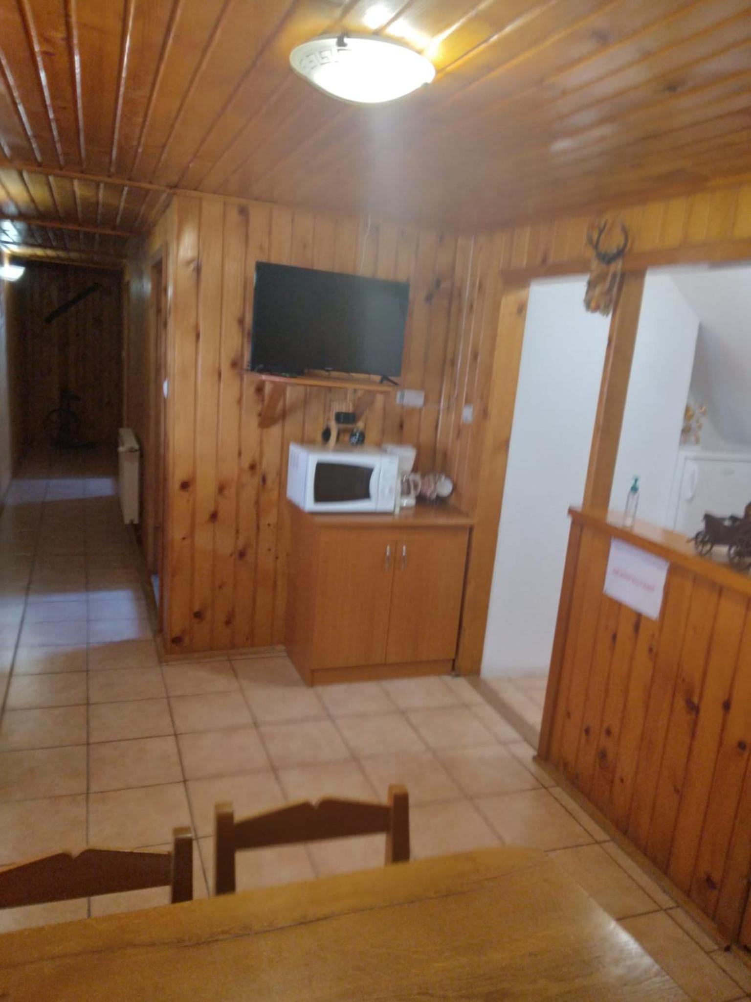 Two-Bedroom Apartment - Photo 5
