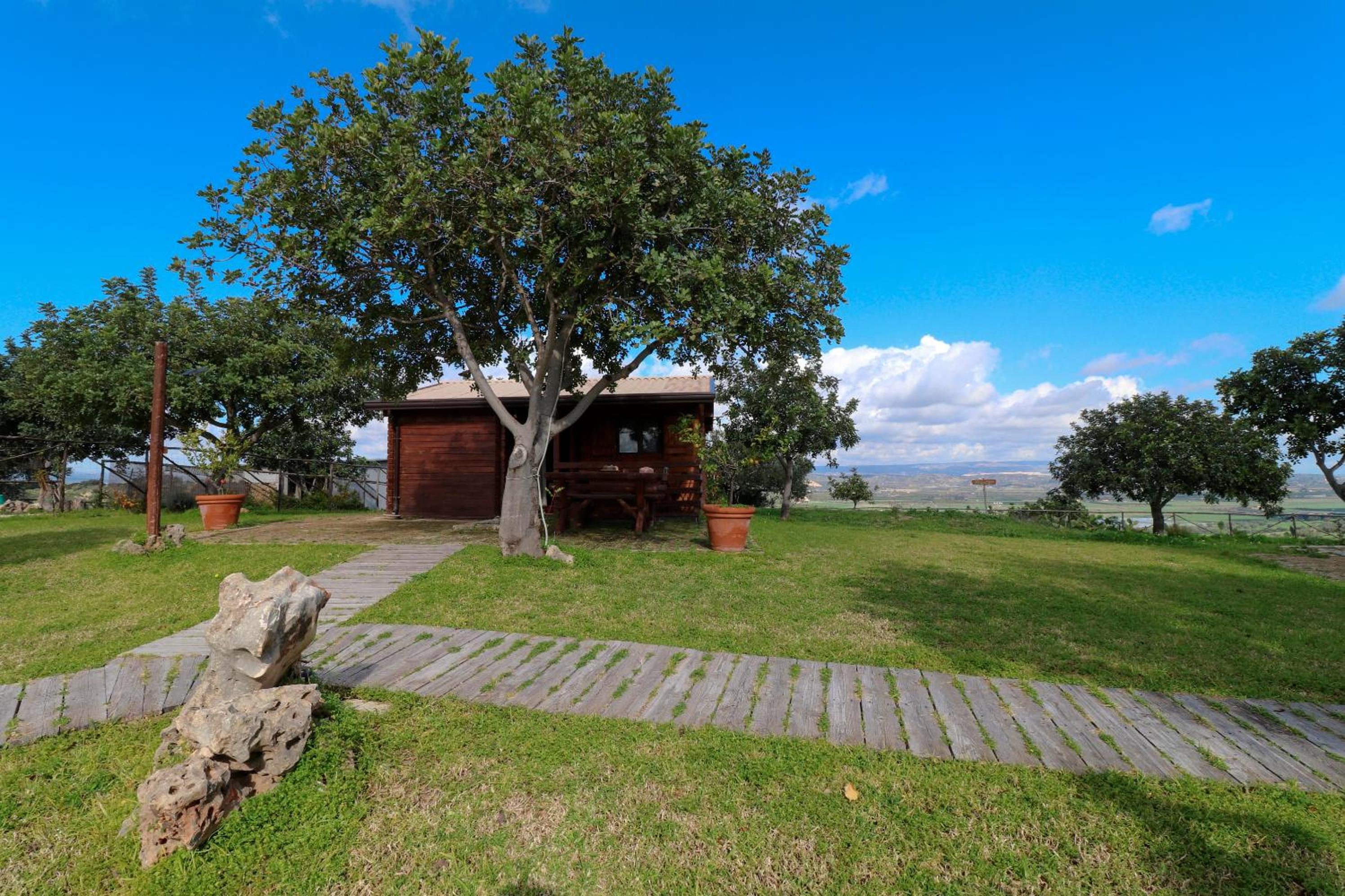 Cottage with Garden View photo 3