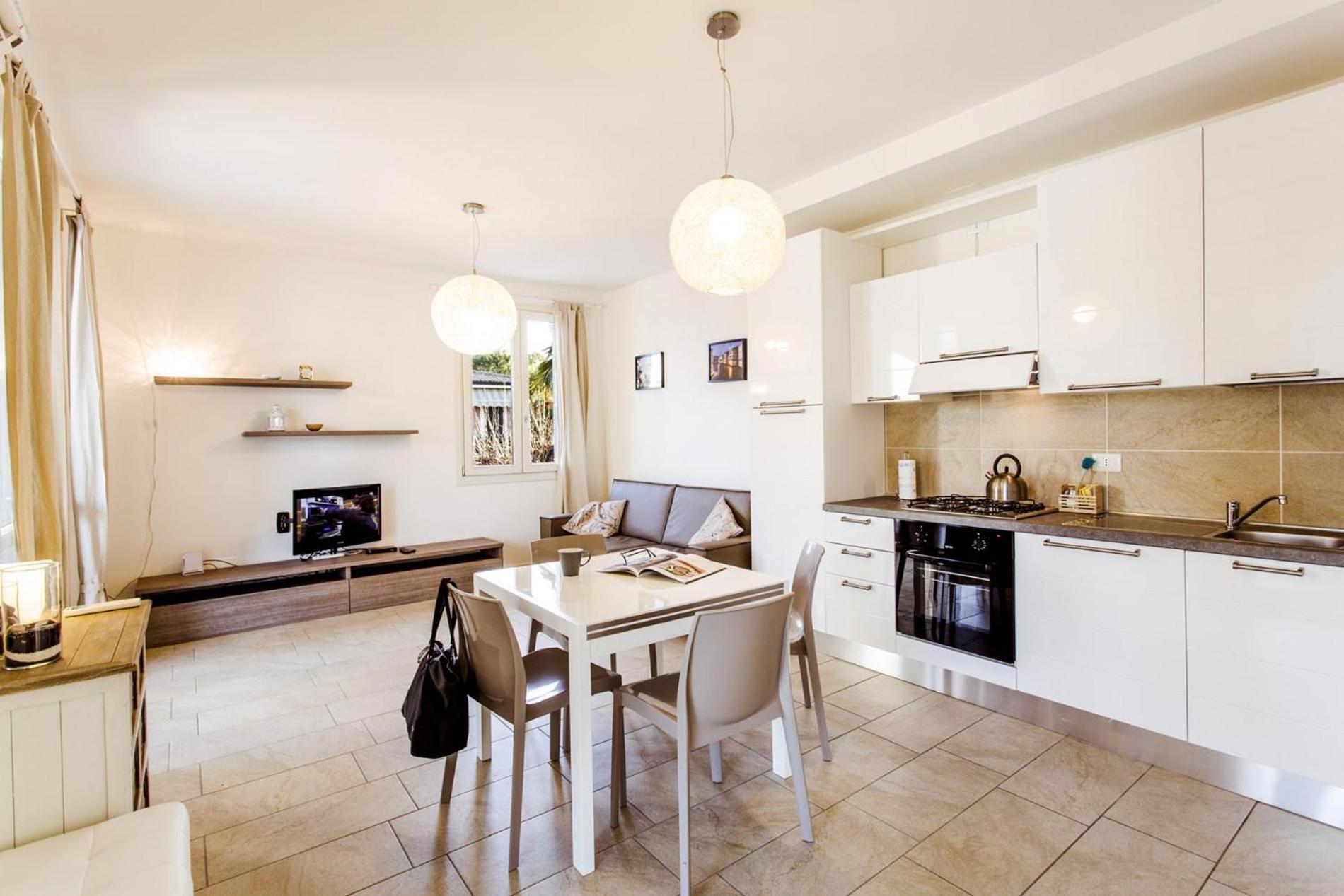Superior Apartment with City View photo 2