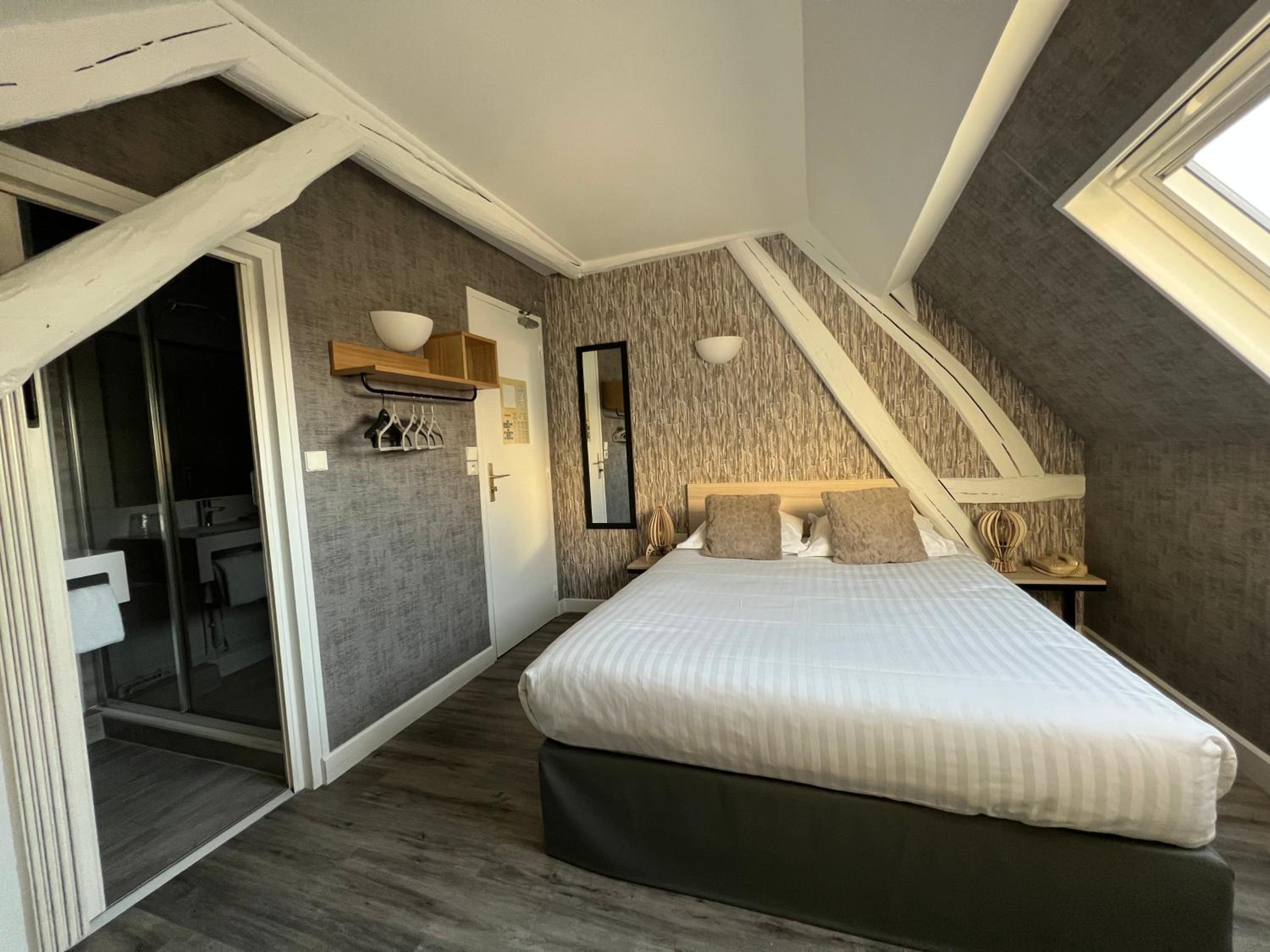 Comfort Double Room - Photo 12