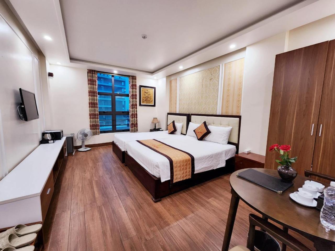 Triple Room with Pool View