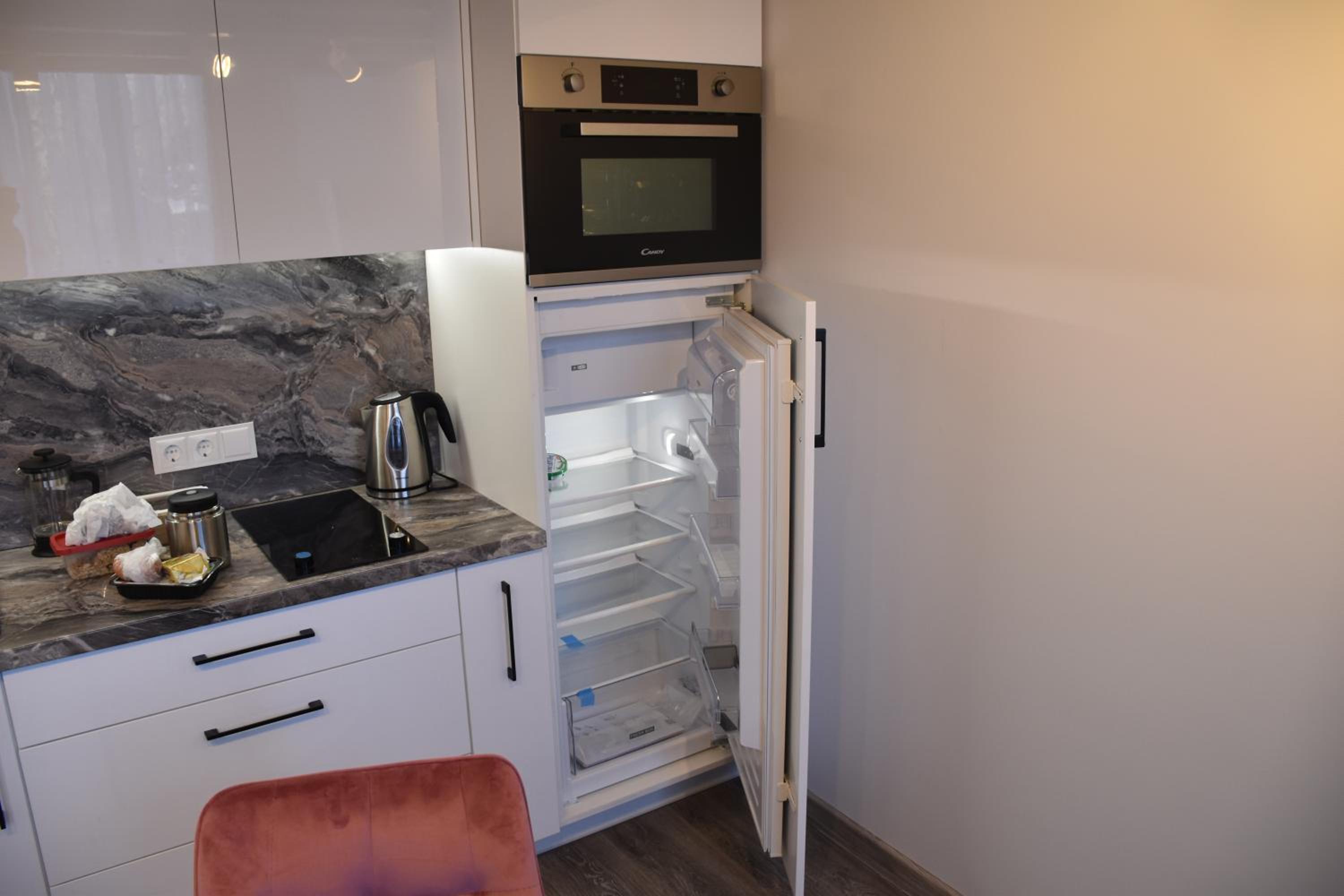 One-Bedroom Apartment - Photo 39