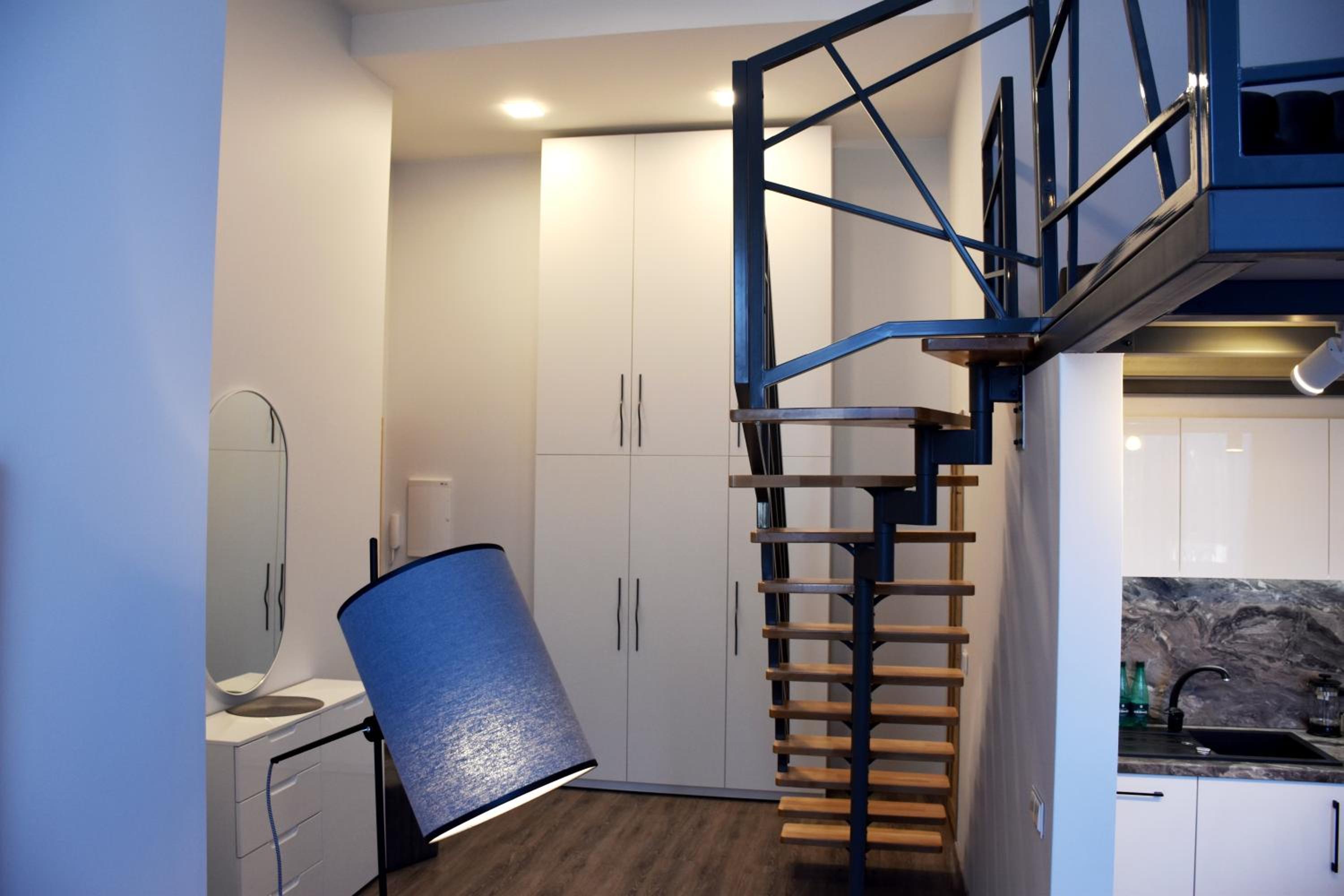 One-Bedroom Apartment - Photo 41
