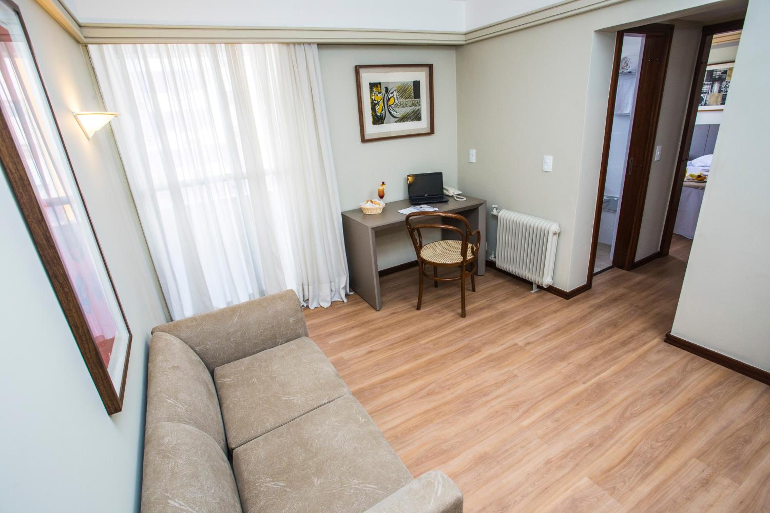 Standard Double Room - Photo 2