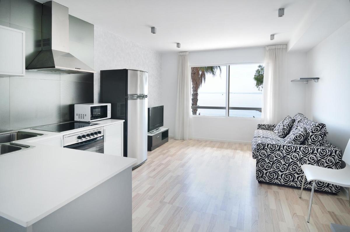 Apartamento de una habitación con vista al mar