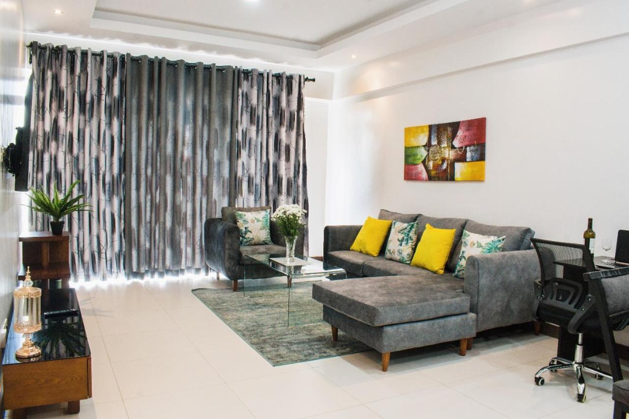 One-Bedroom Apartment - Photo 7