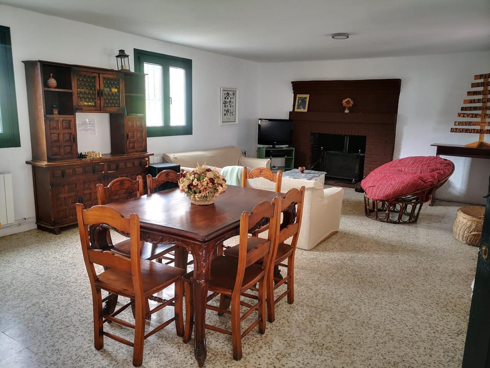 Double Room - Photo 5