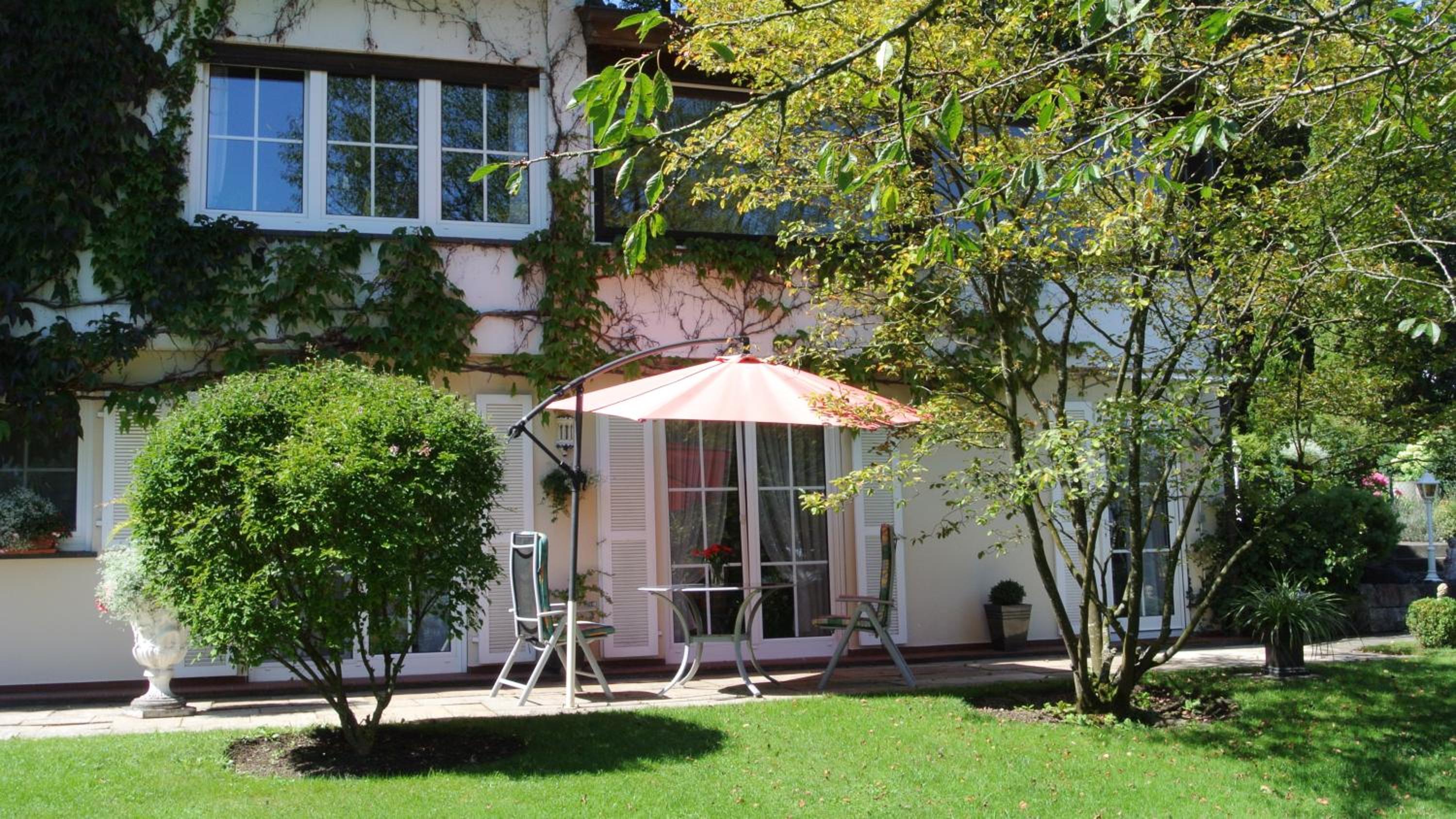Apartment with Terrace photo 3