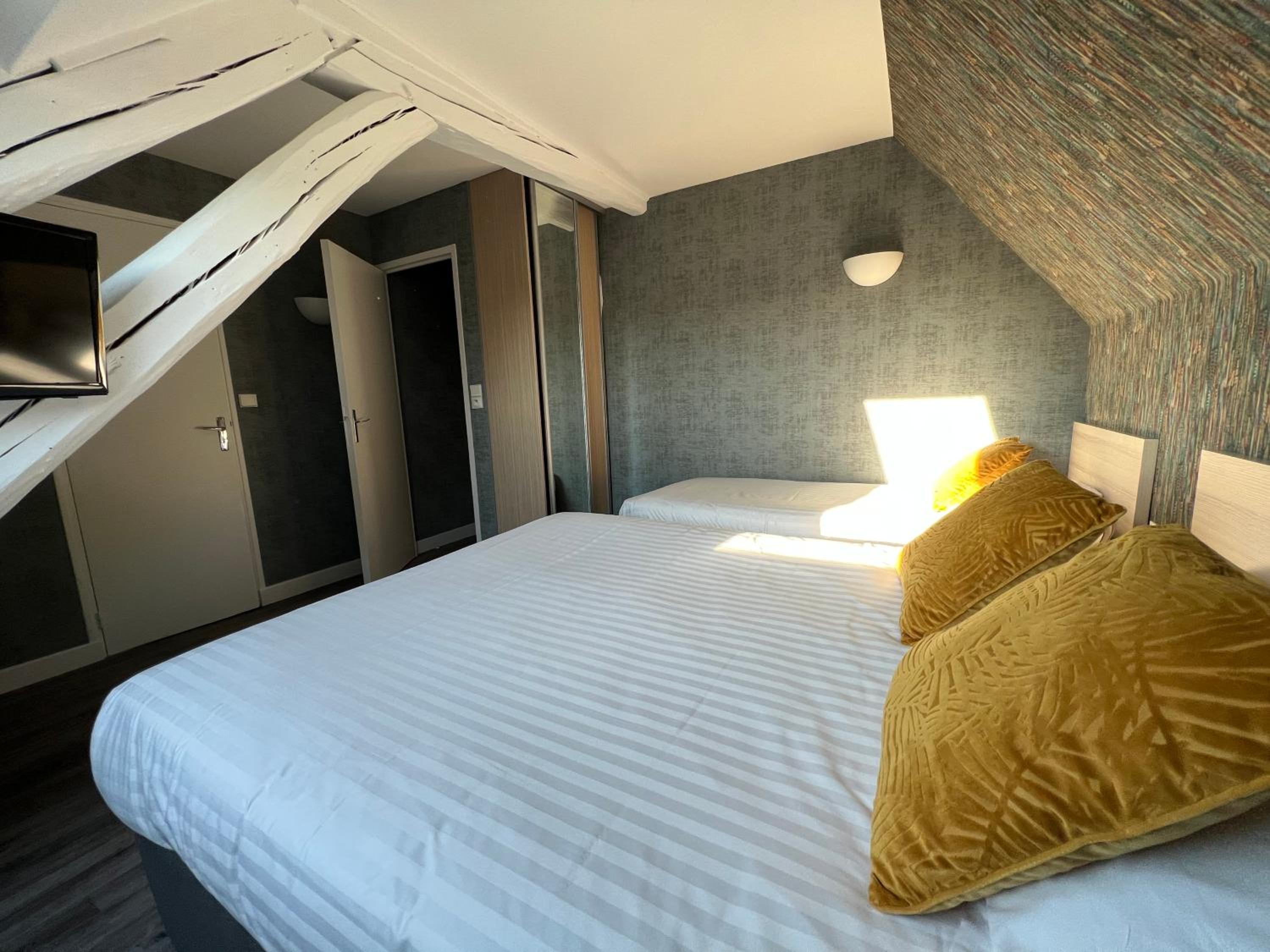 Comfort Triple Room - Photo 3