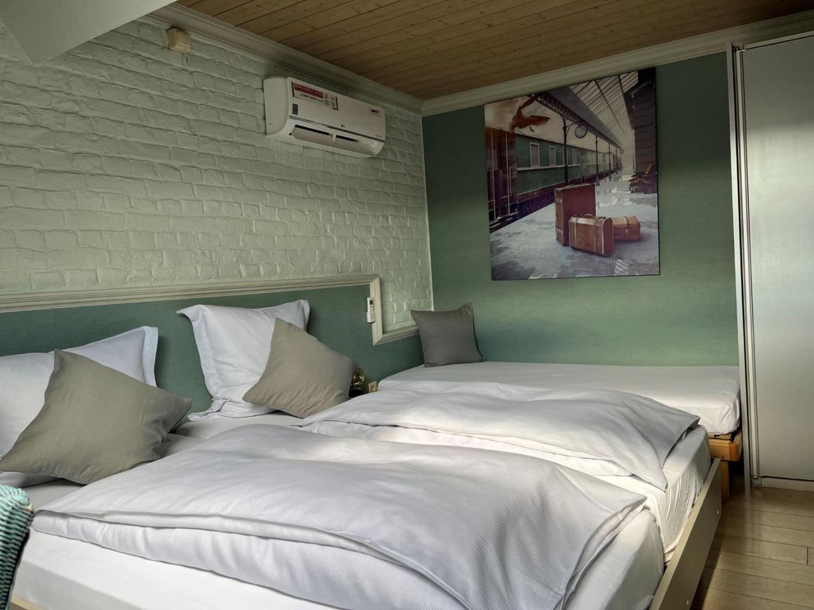 Budget Double or Twin Room - Photo 2