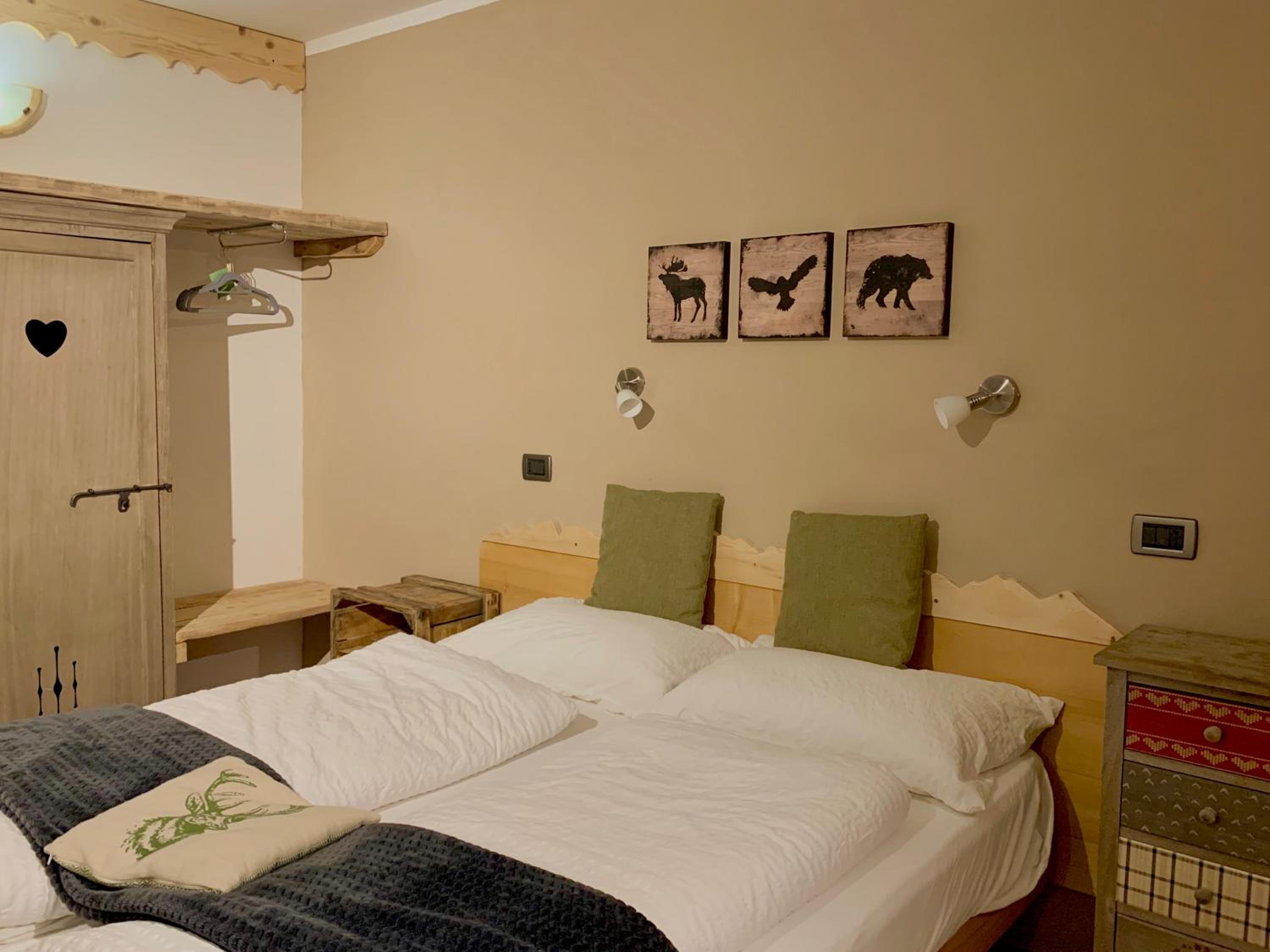 Double Room - Photo 8