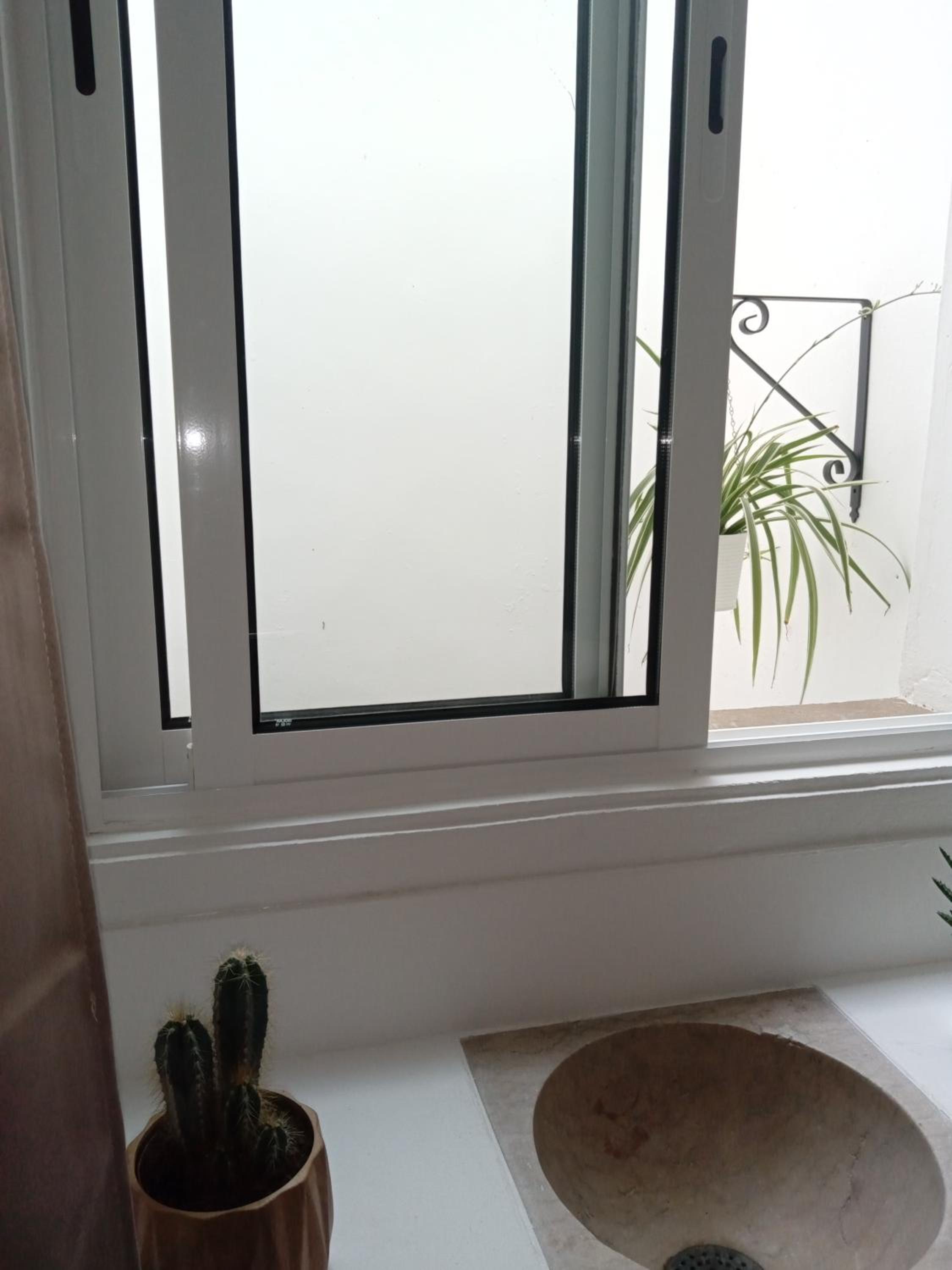 Double Room with Private Bathroom - Photo 7