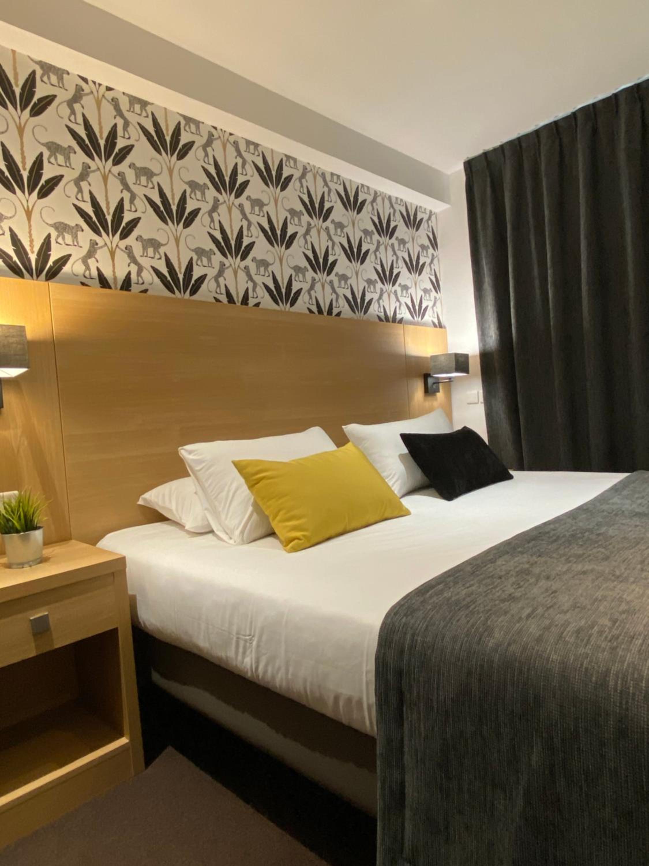 Double Room - Photo 16