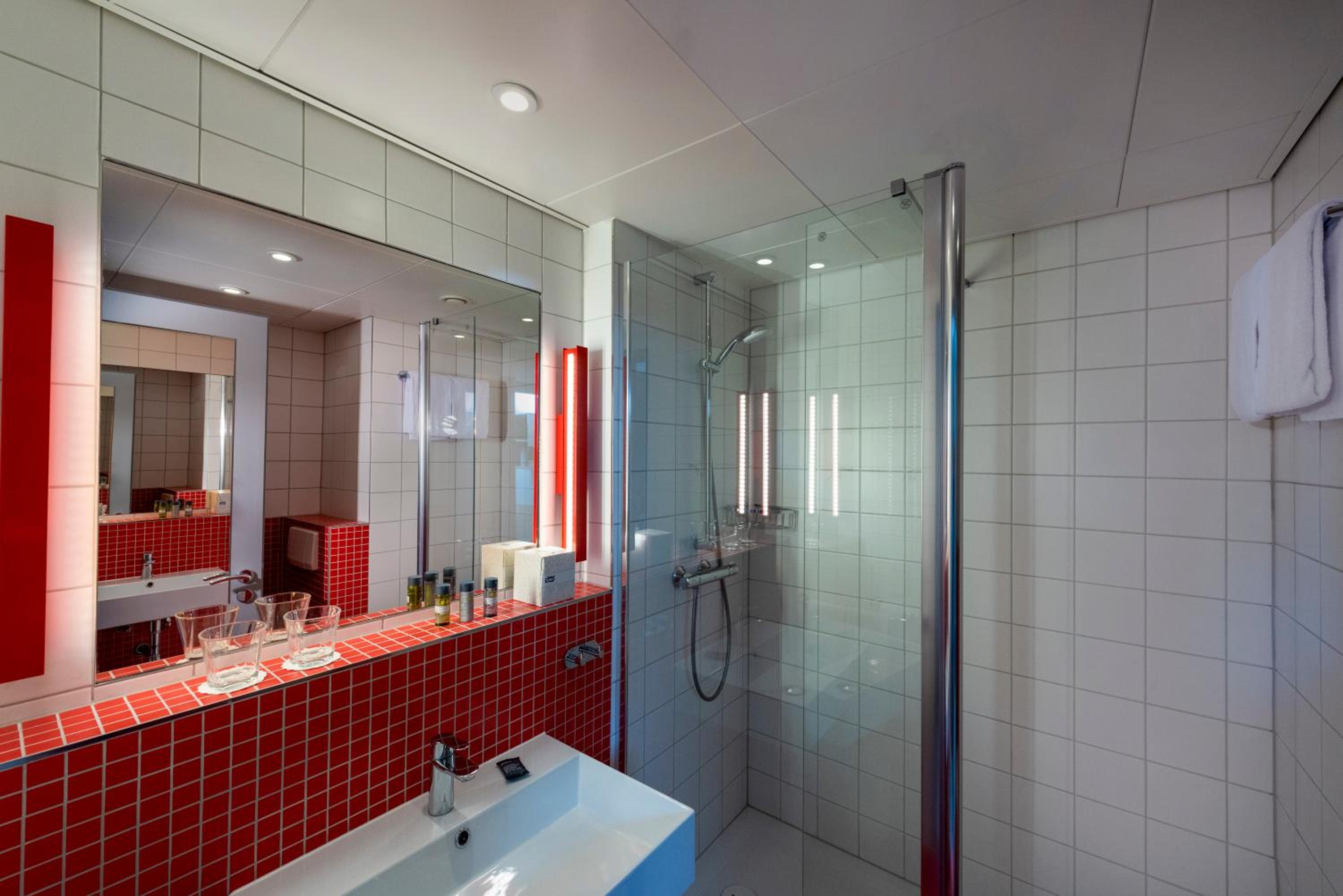 ibis Styles Berlin Treptow — photo 50