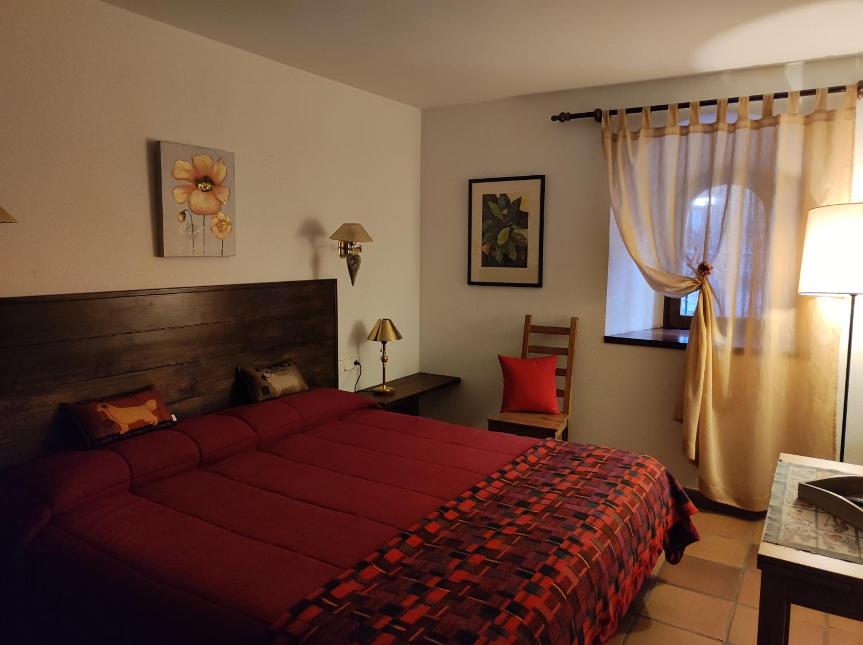 Standard Triple Room - Photo 2