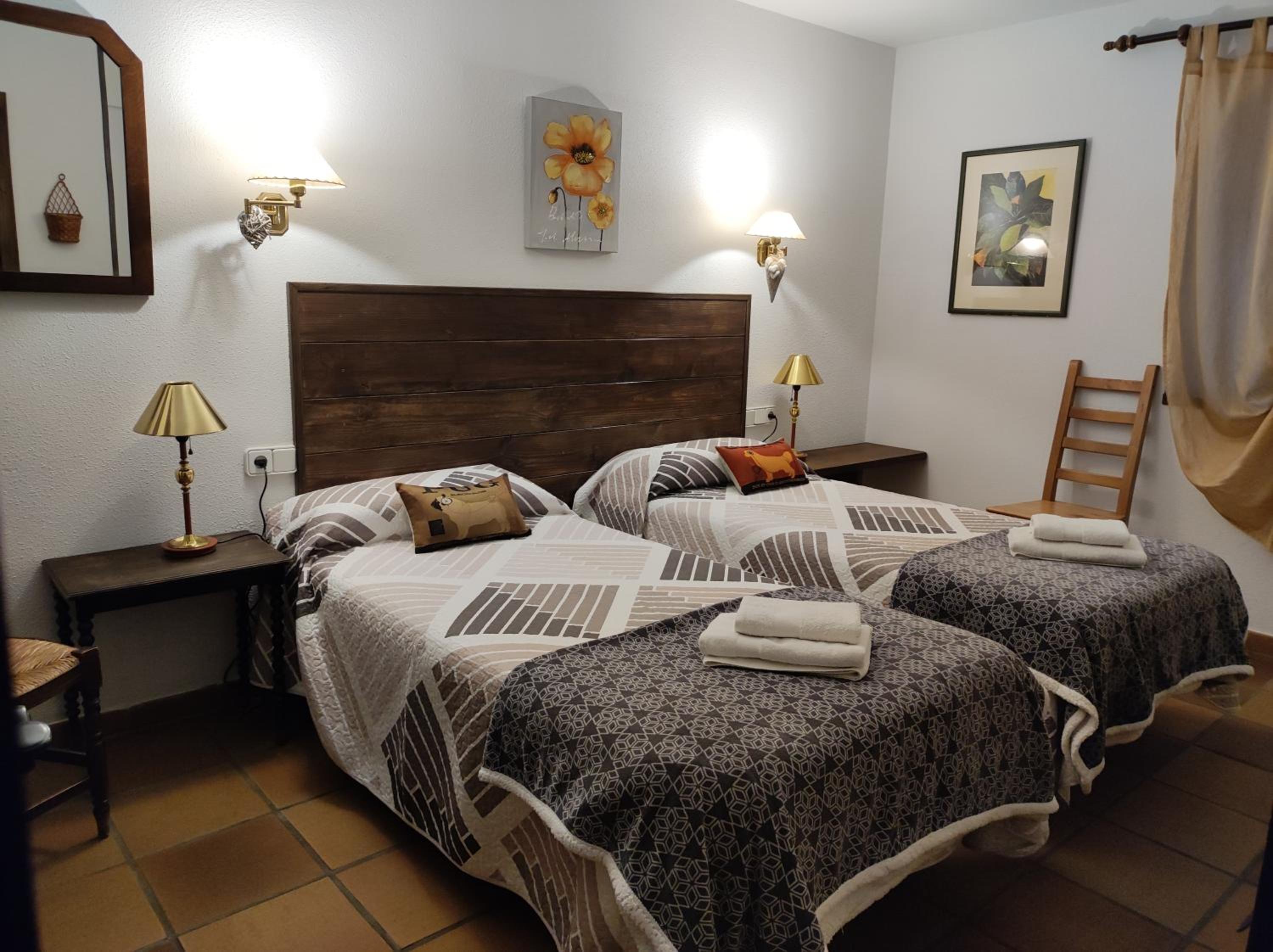 Standard Triple Room - Photo 10