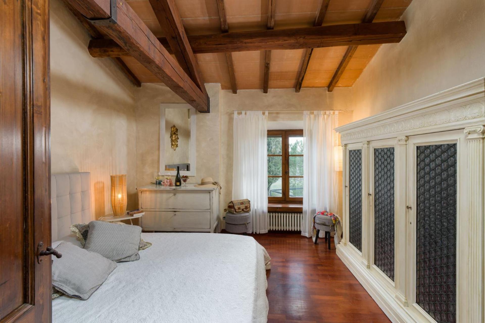 Villa photo 2