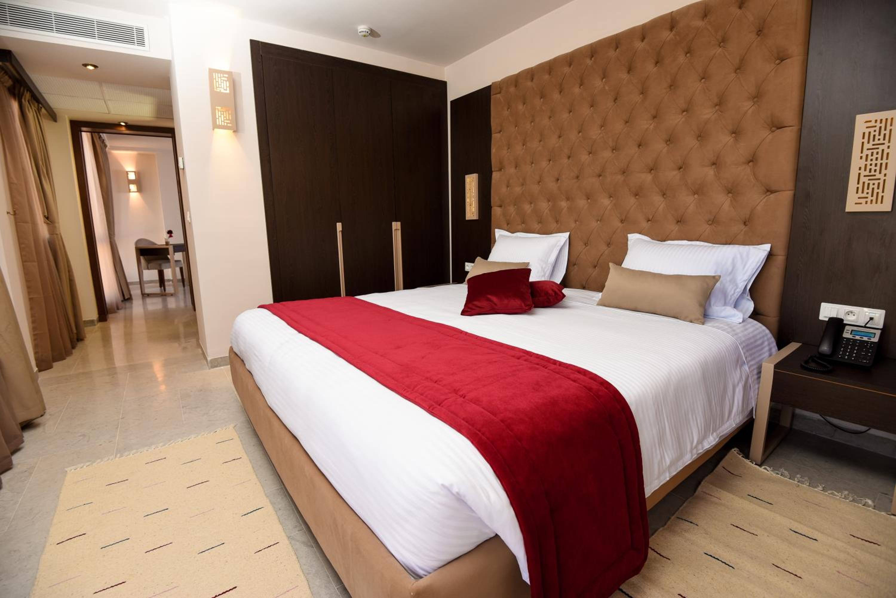 Executive Suite photo 1