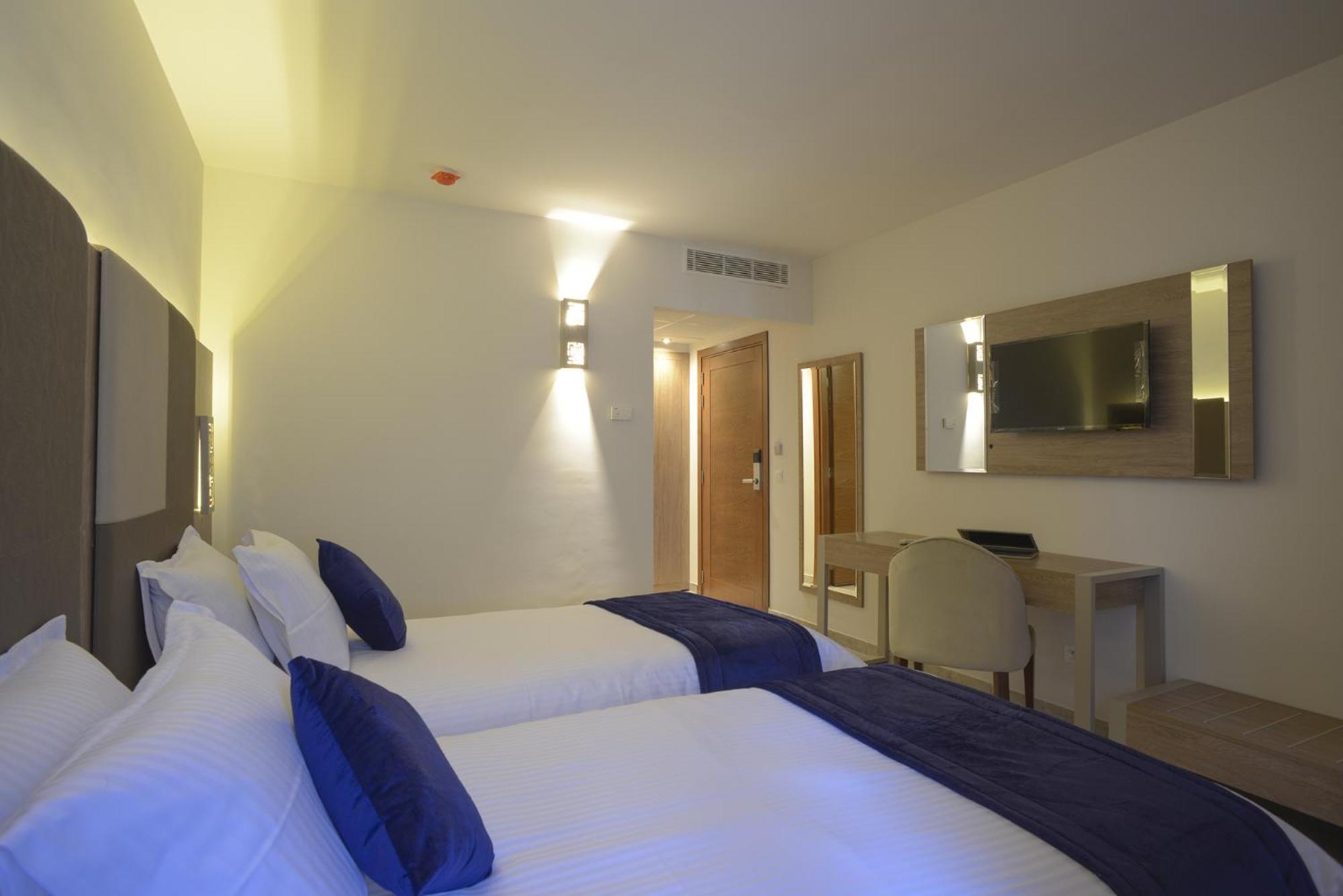 Standard Twin Room photo 1