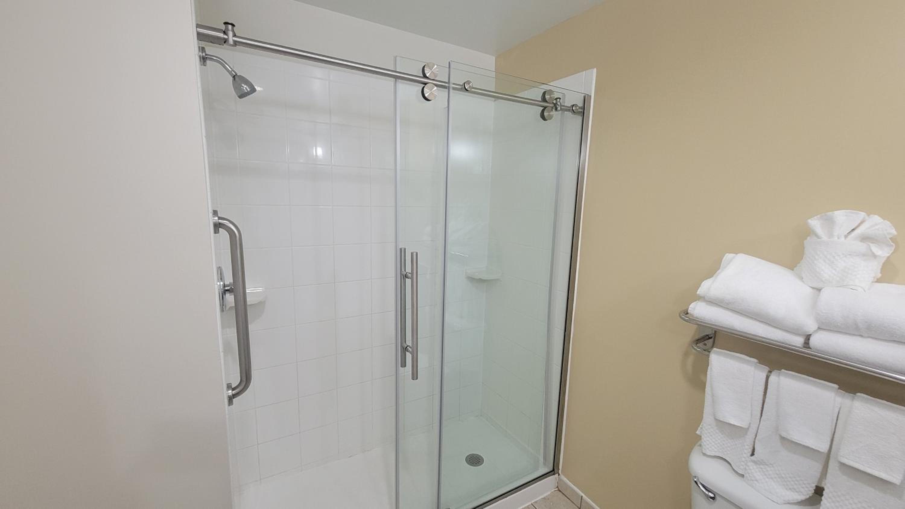 Premium King Room - Photo 1