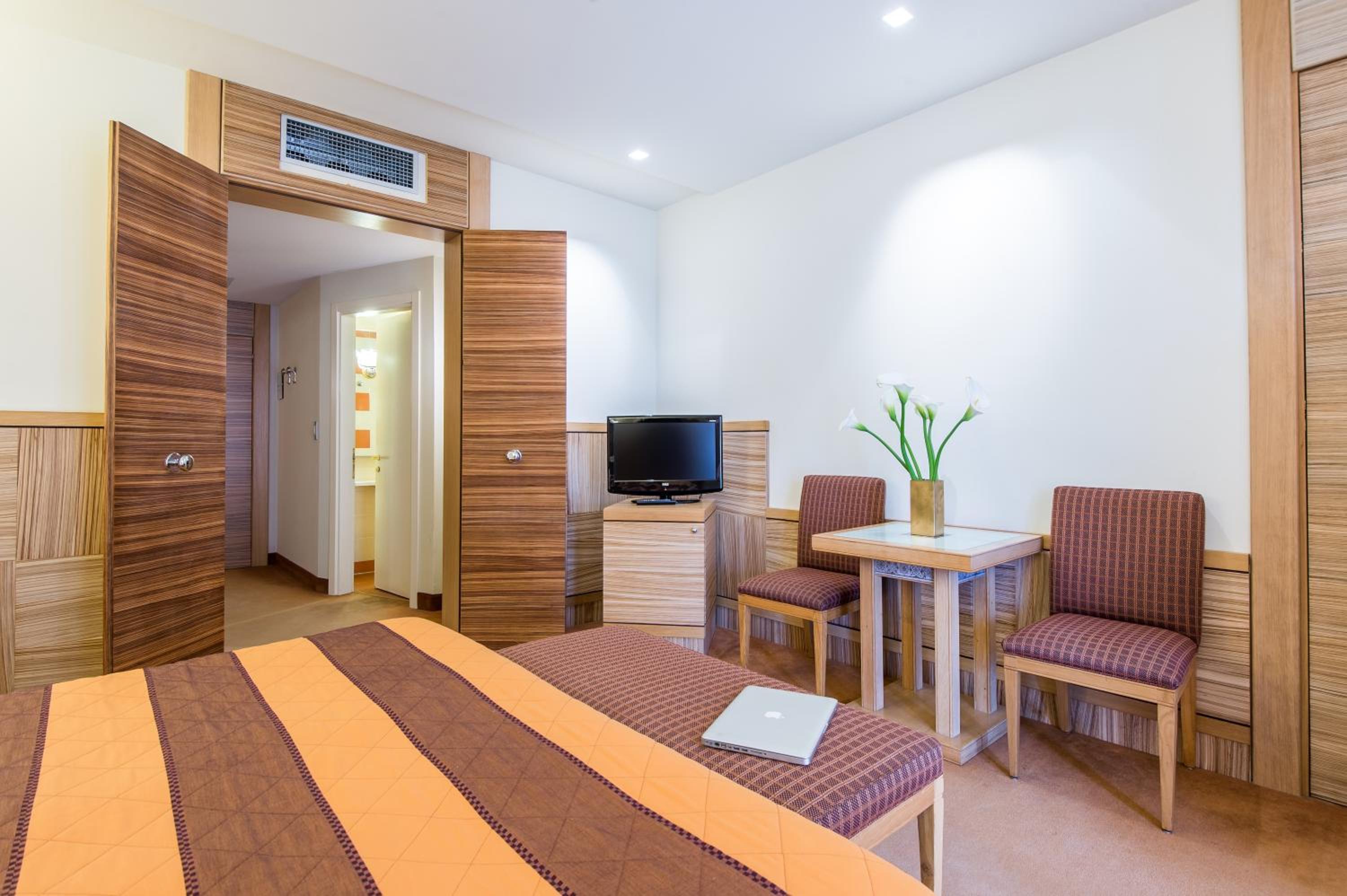 Superior Double Room photo 2