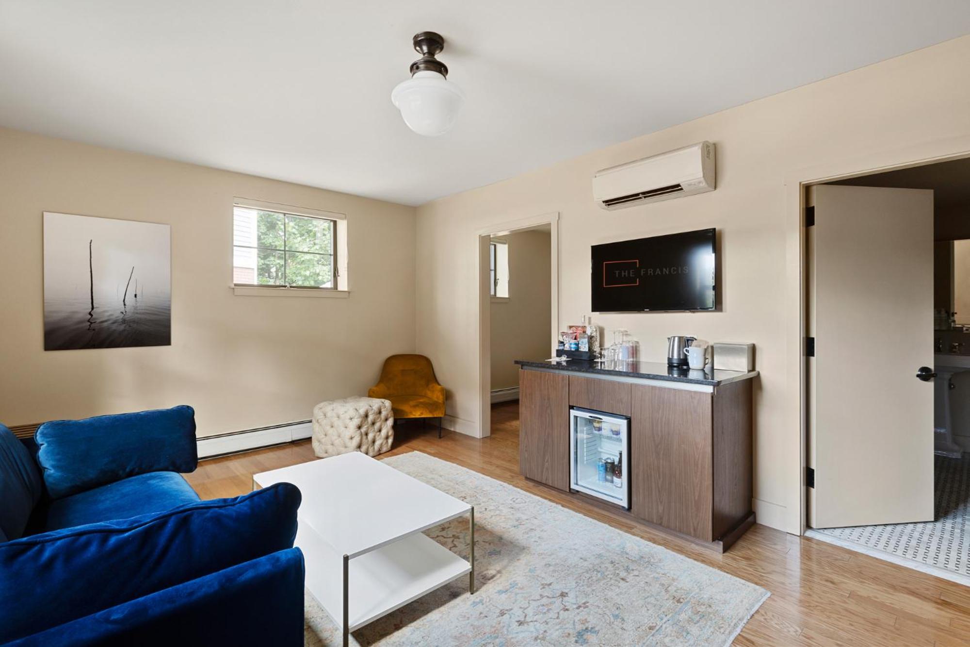 King Suite photo 2
