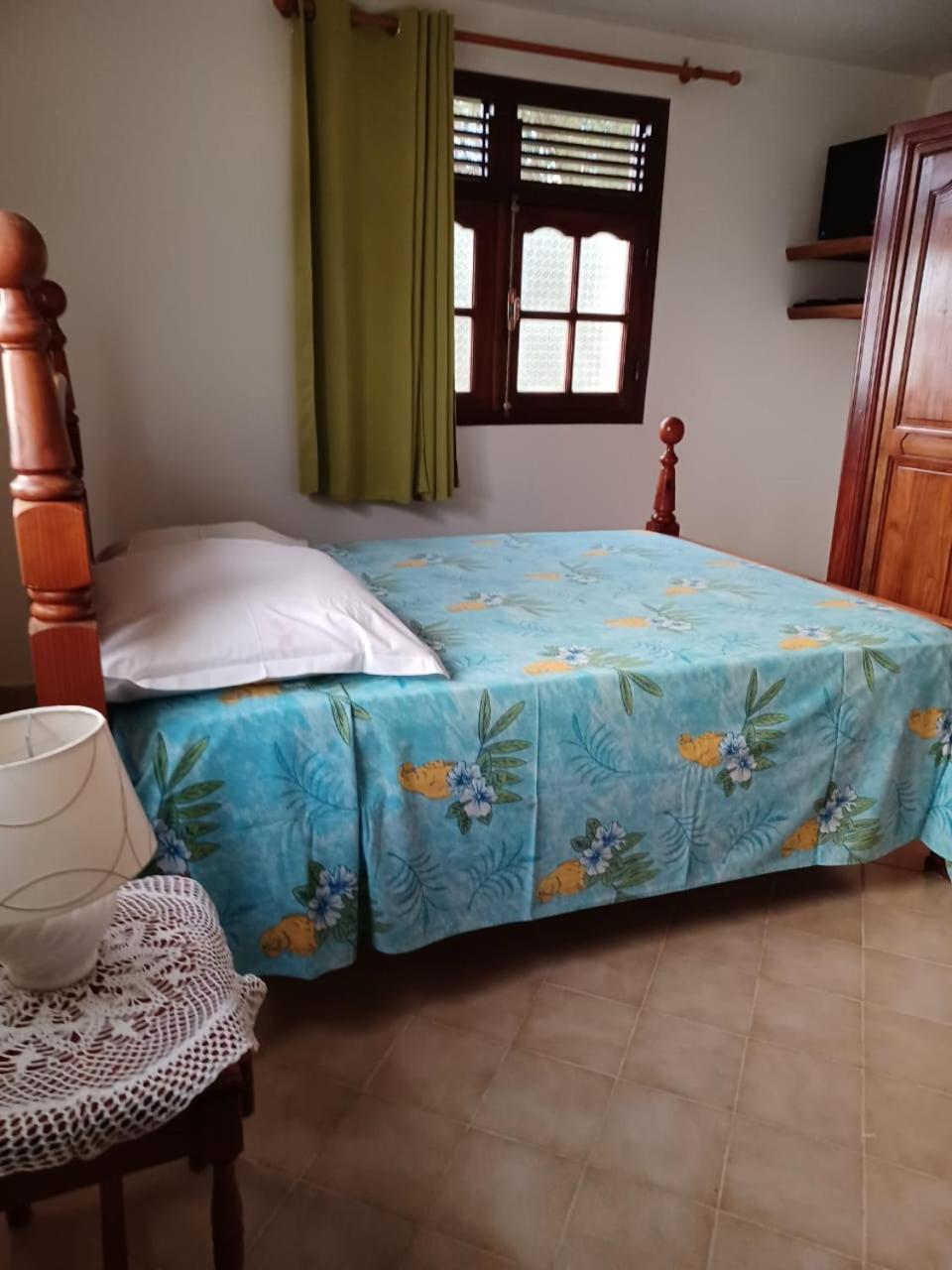 Three-Bedroom House photo 1