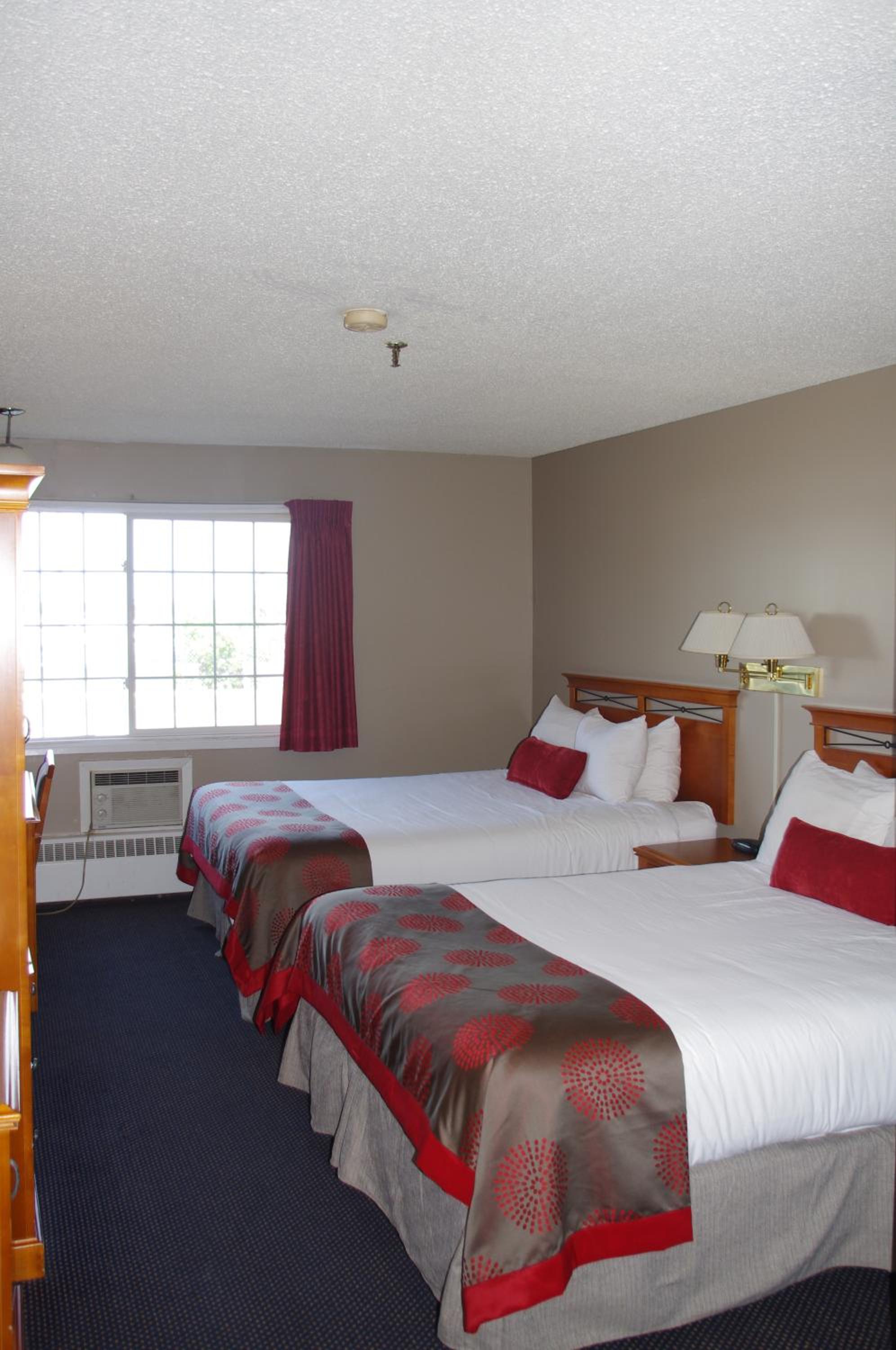Standard Queen Room