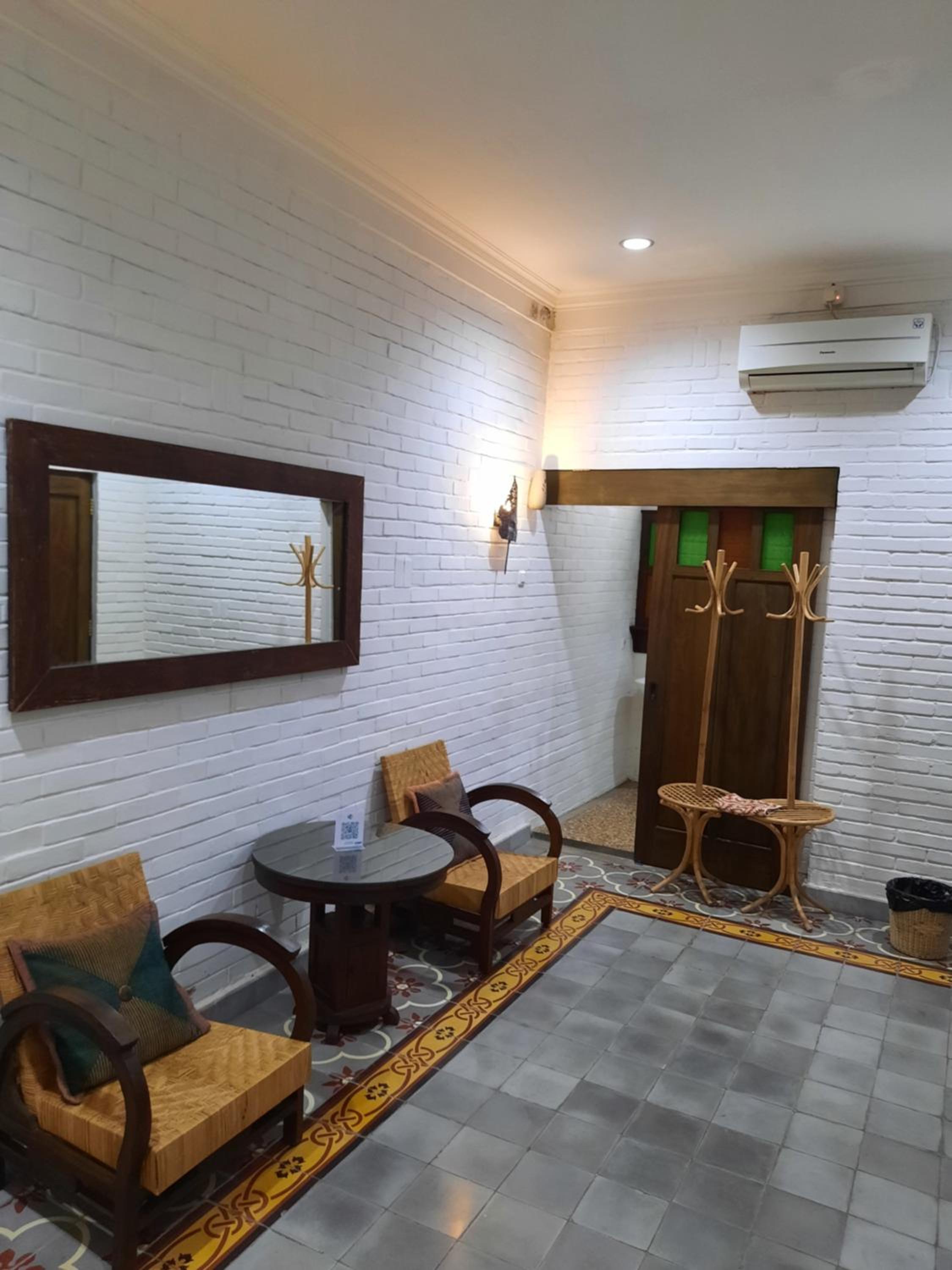 Triple Room with Balcony - Photo 3