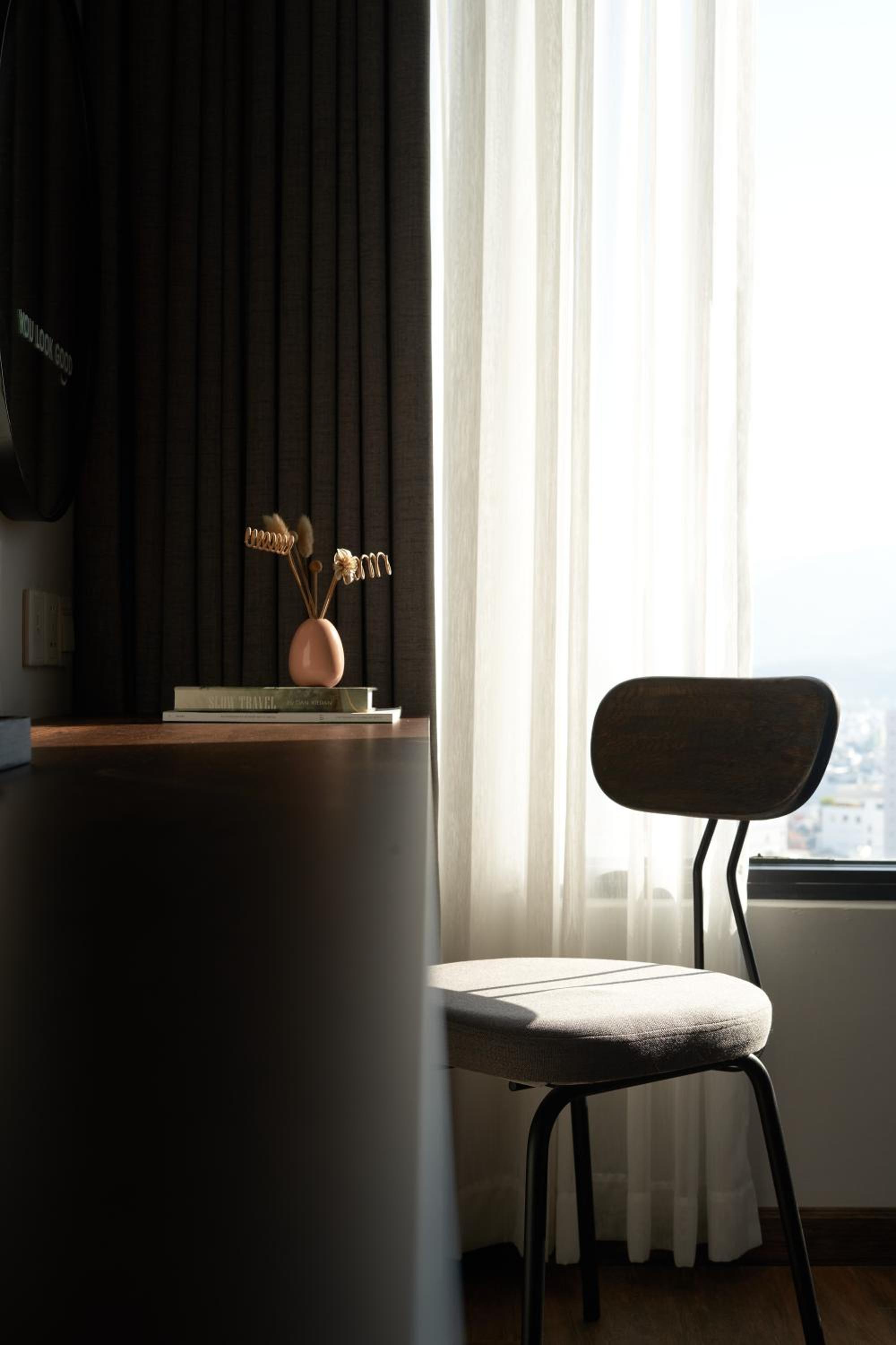 Executive Double Room with City View - Photo 4