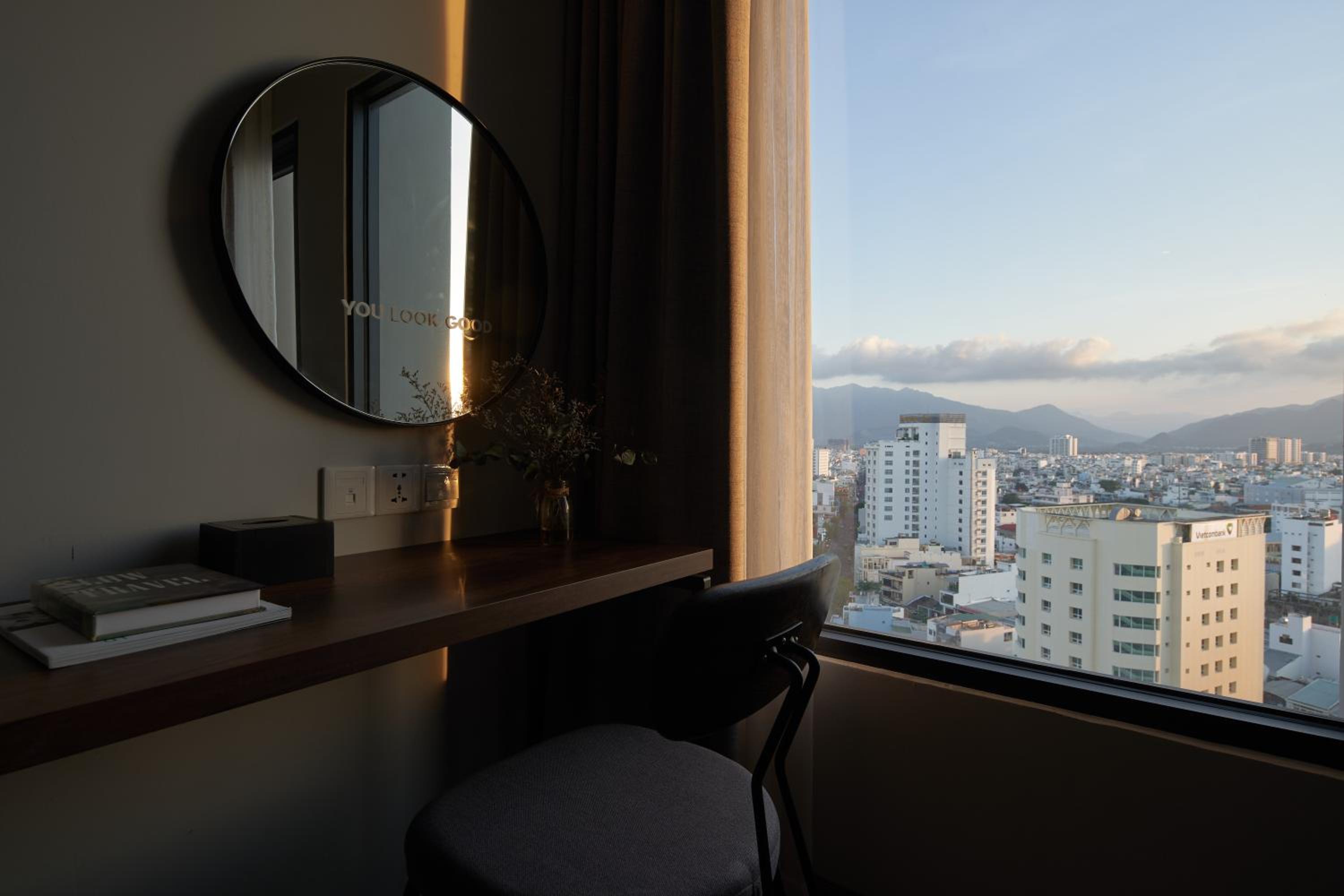 Executive Double Room with City View - Photo 11