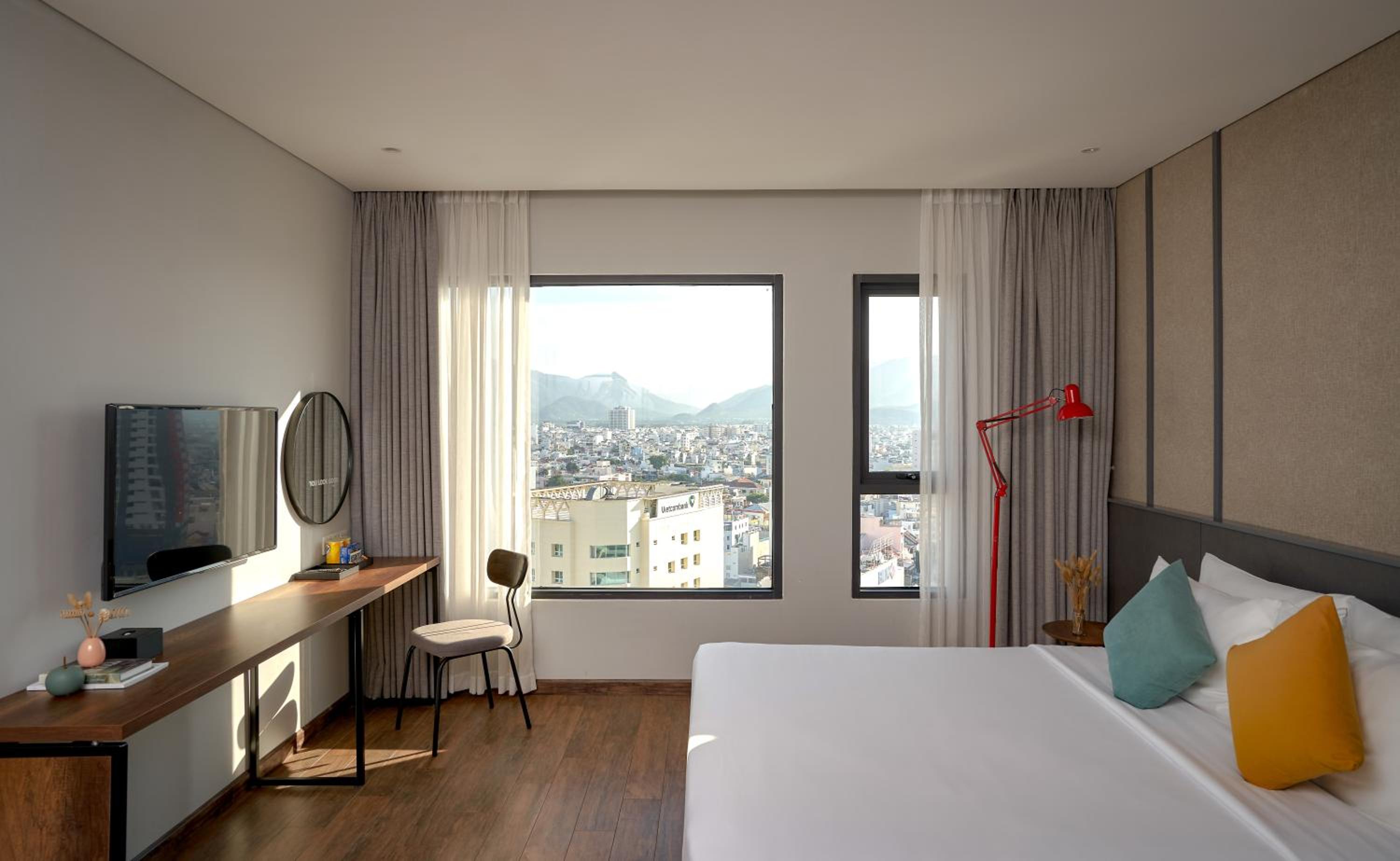 Executive Double Room with City View - Photo 7