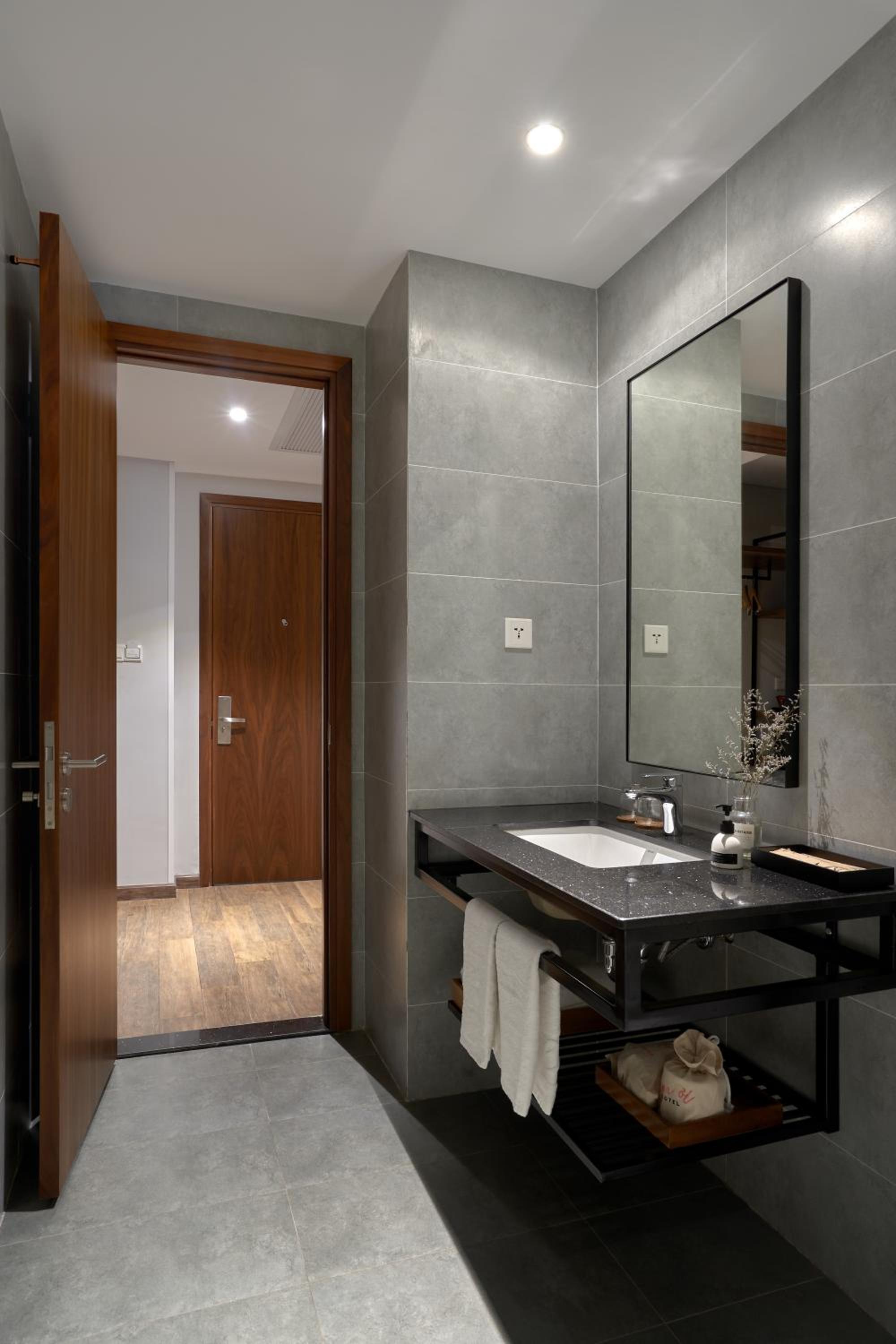 Executive Double Room with City View - Photo 6