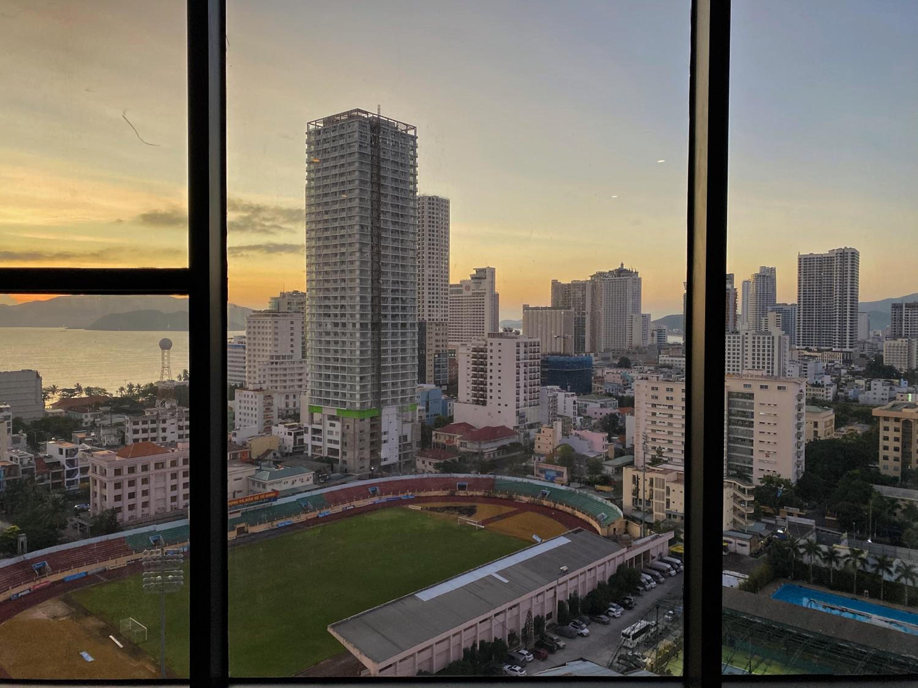 Premier Double Room with Sea View - Photo 10