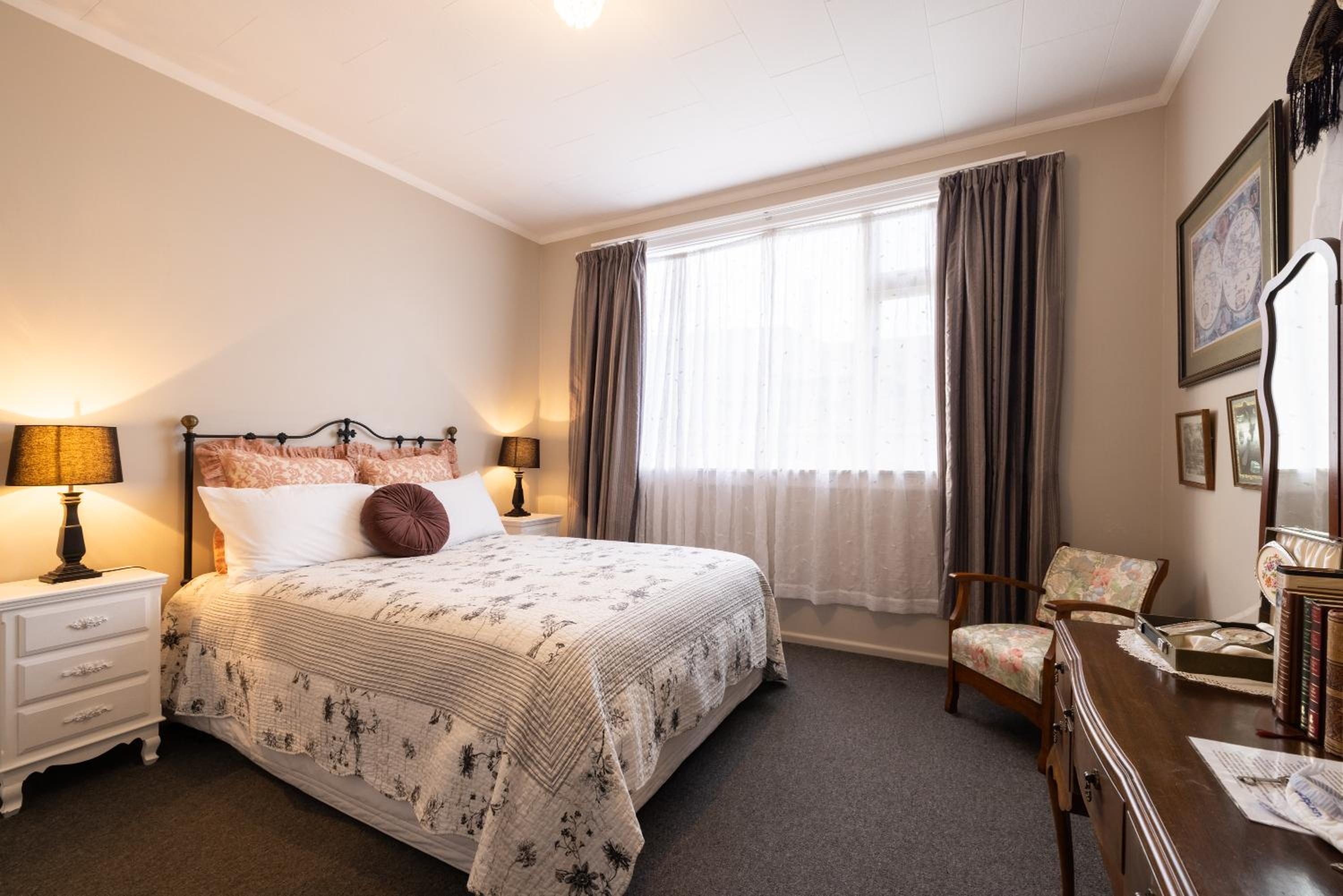 Double Room - Photo 1