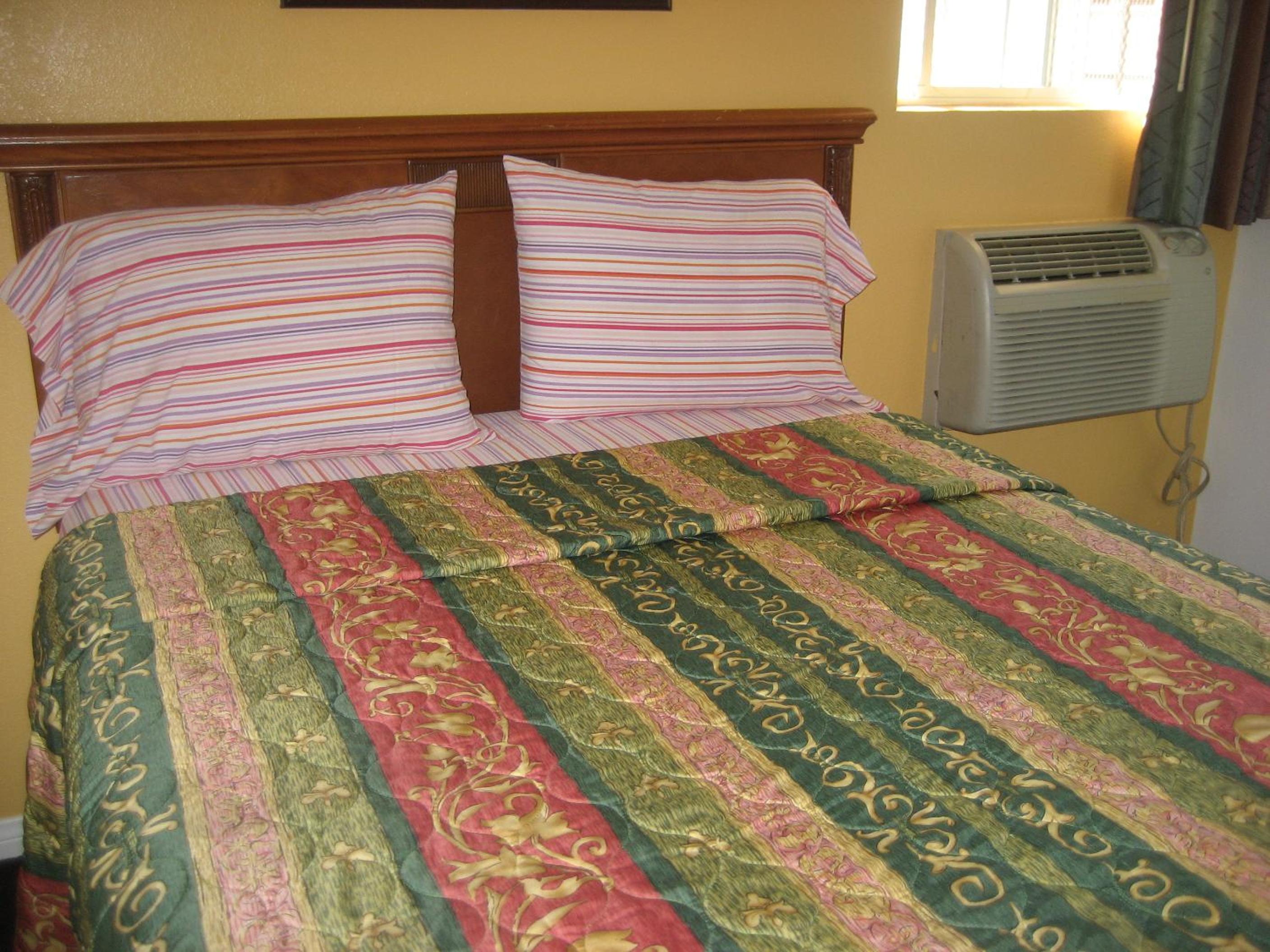Standard Double Room - Photo 14