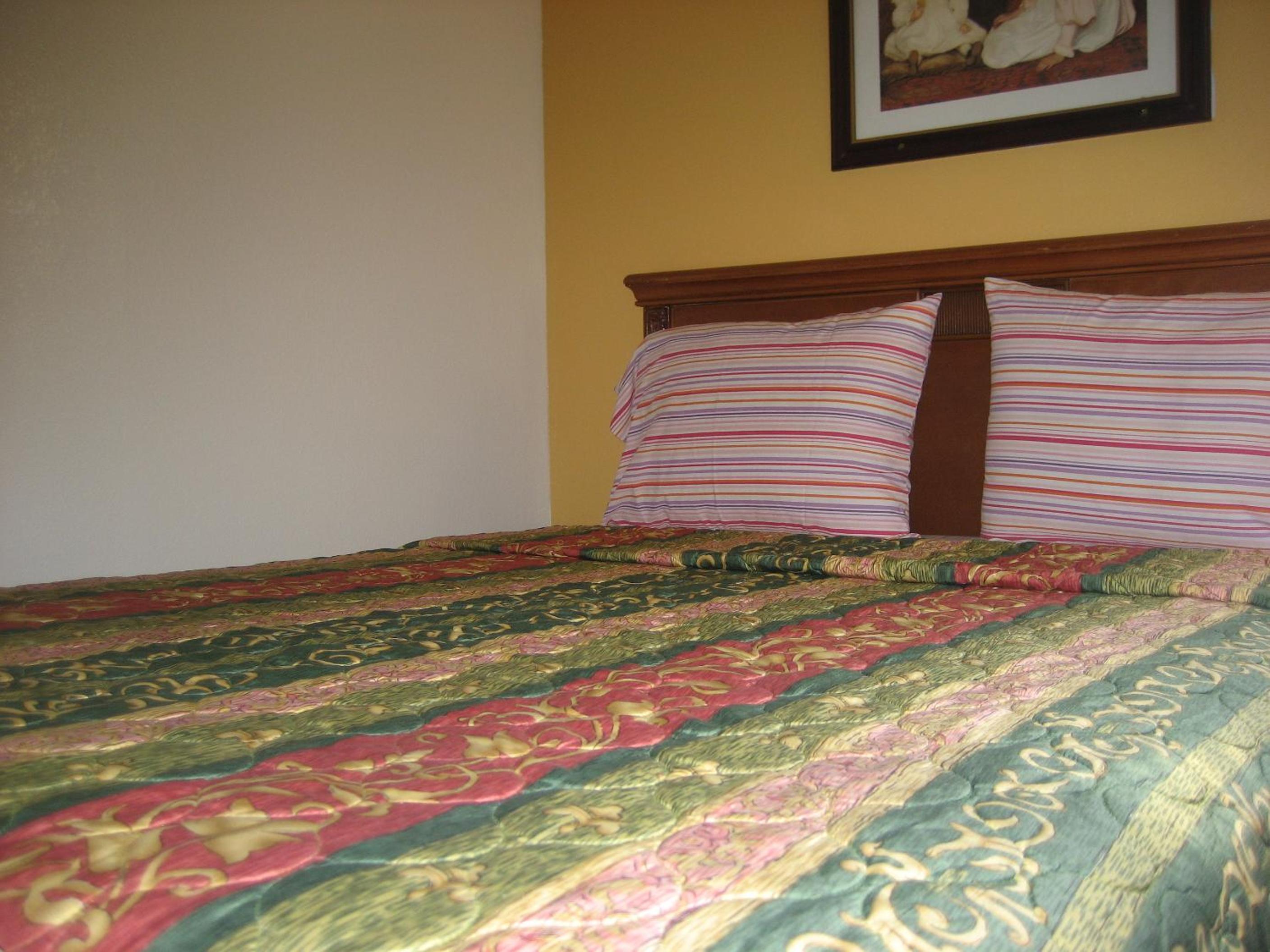 Standard Double Room - Photo 3