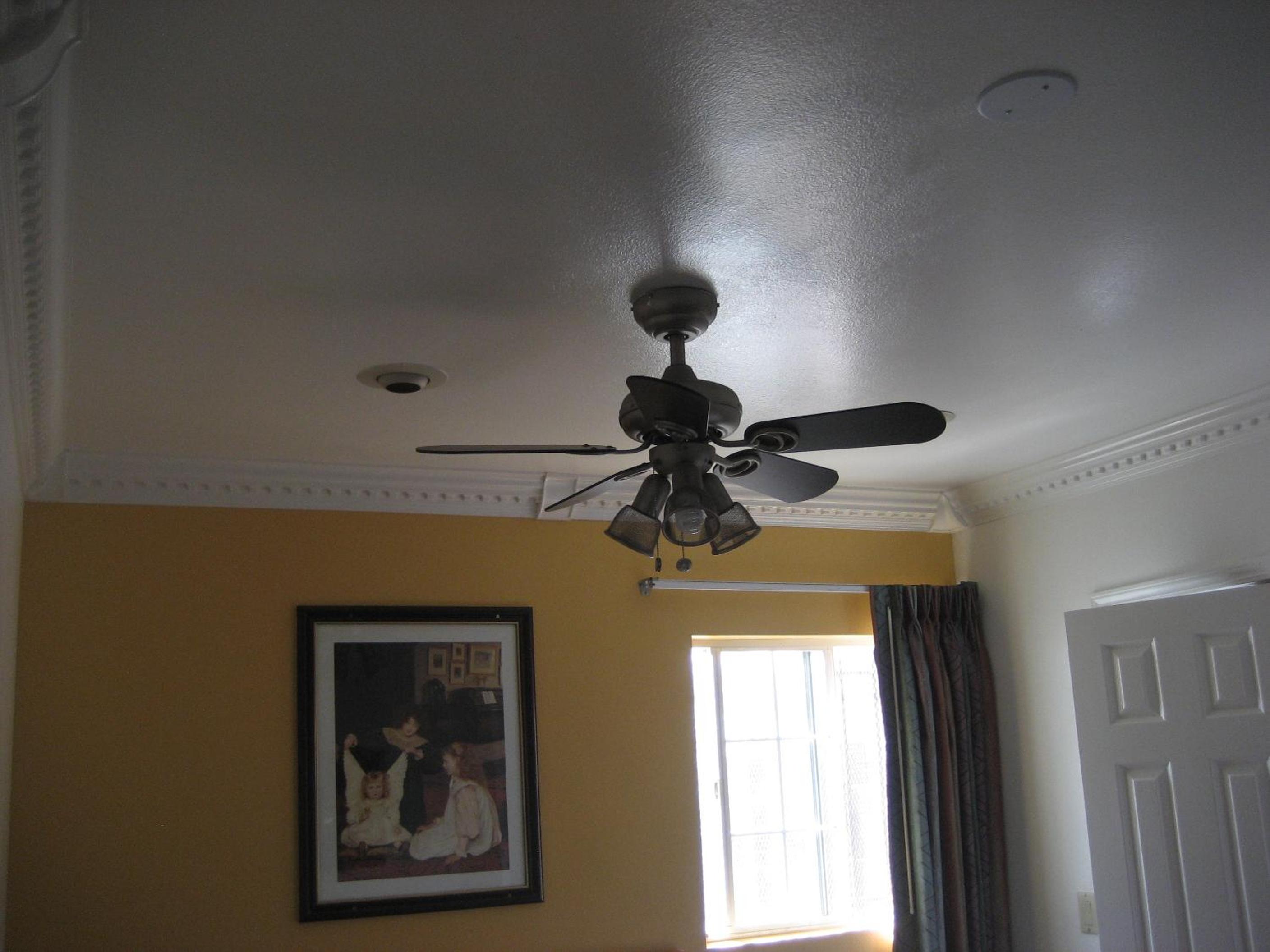 Standard Double Room - Photo 5