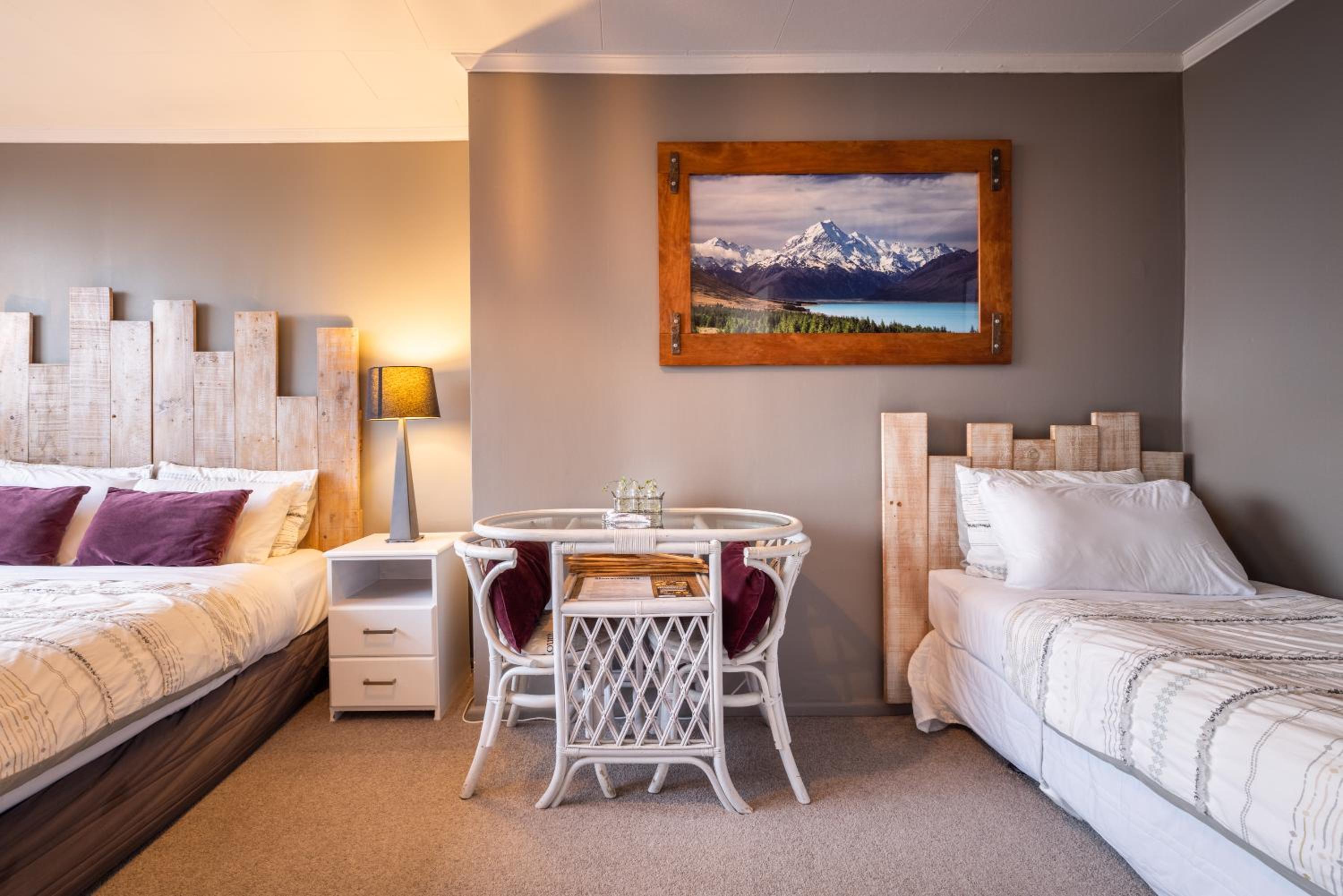 Standard Triple Room with Sea View - Photo 3