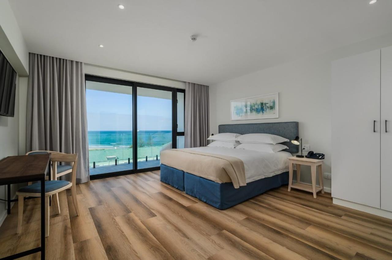 Executive Sea View Apartment - Photo 12