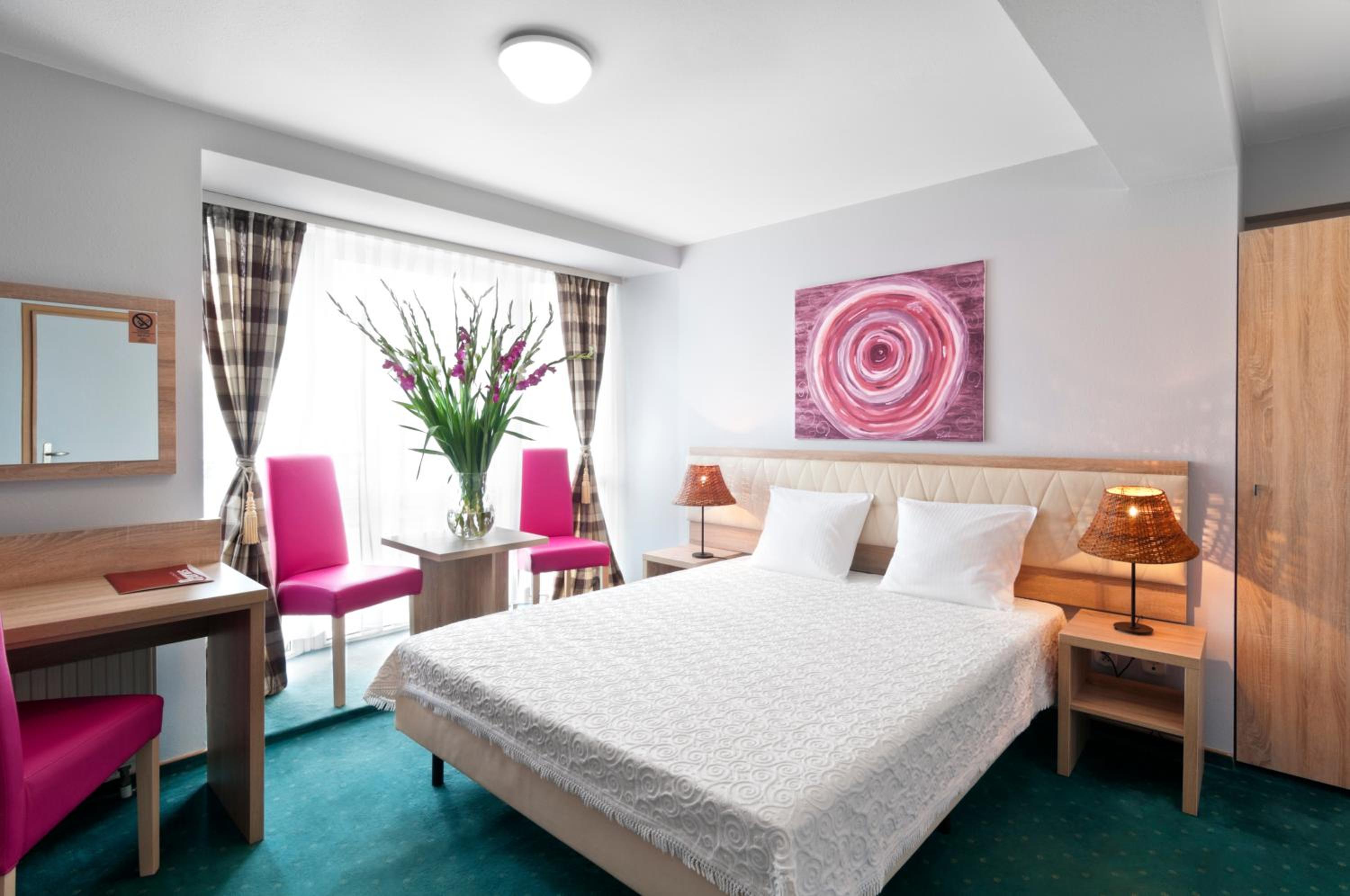 Double Room - Photo 2