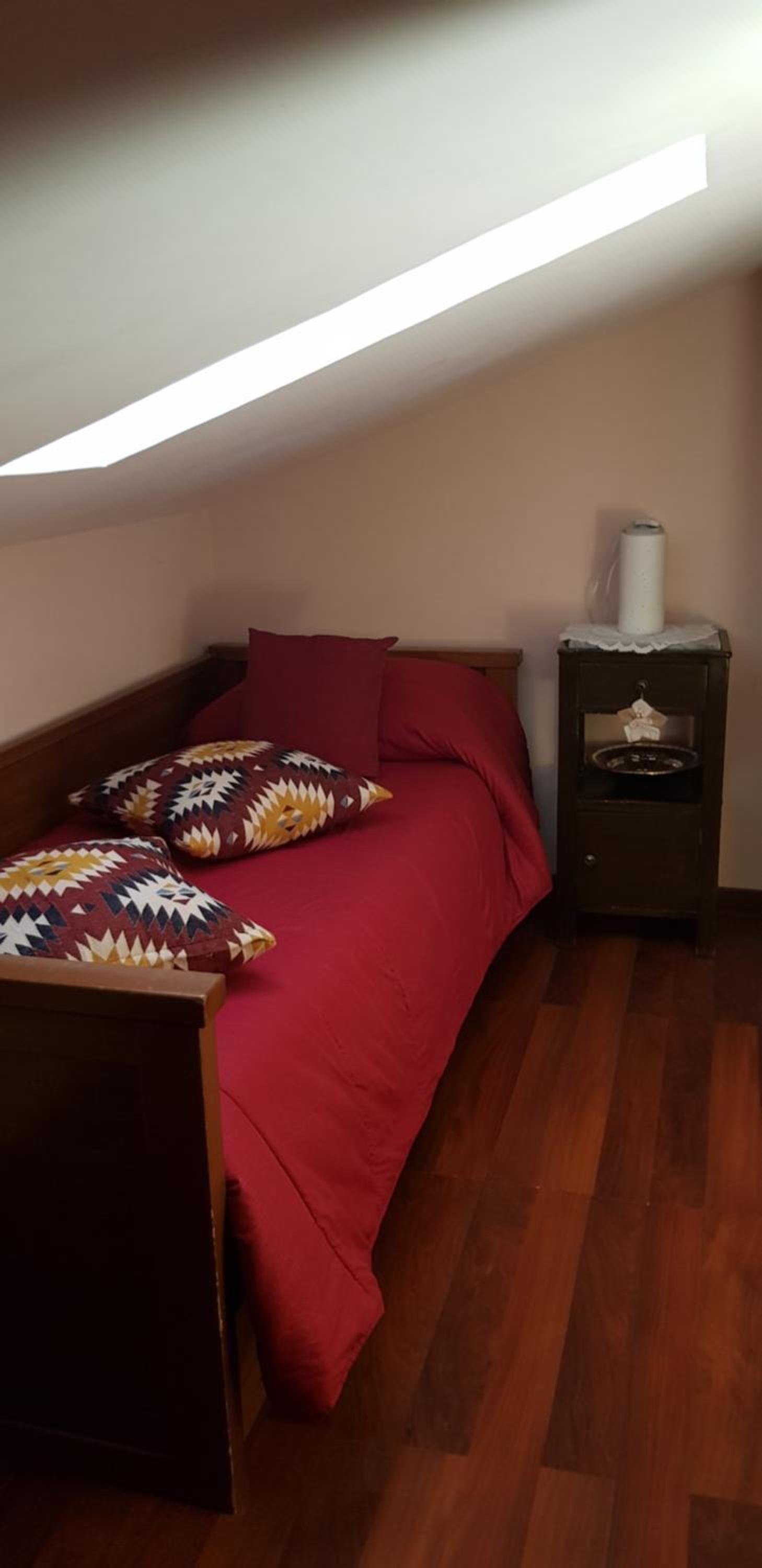 Double Room with Private Bathroom - Photo 31