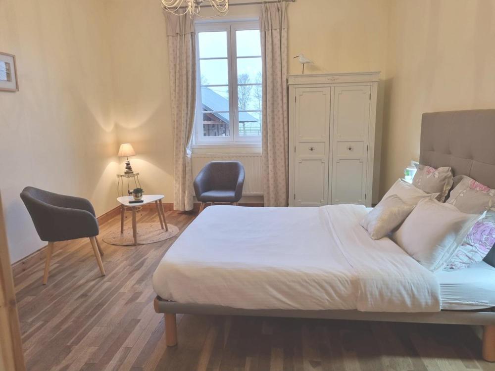 Large Double Room photo 2
