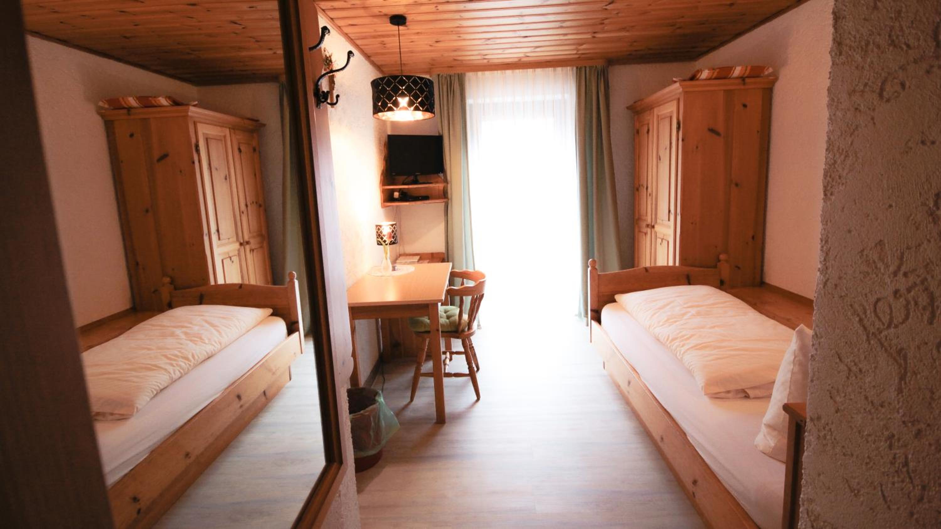 Single Room photo 3