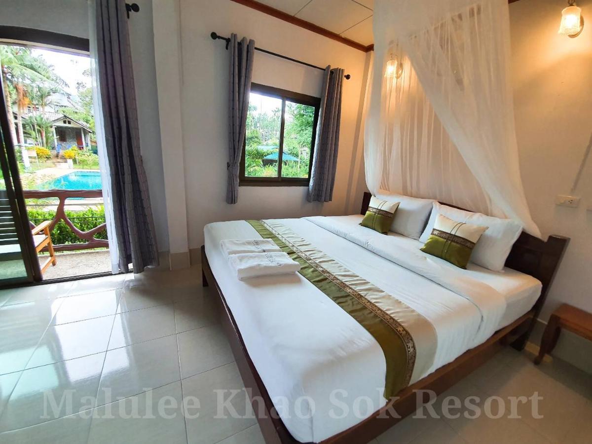 Bungalow - Water Front  - Photo 12