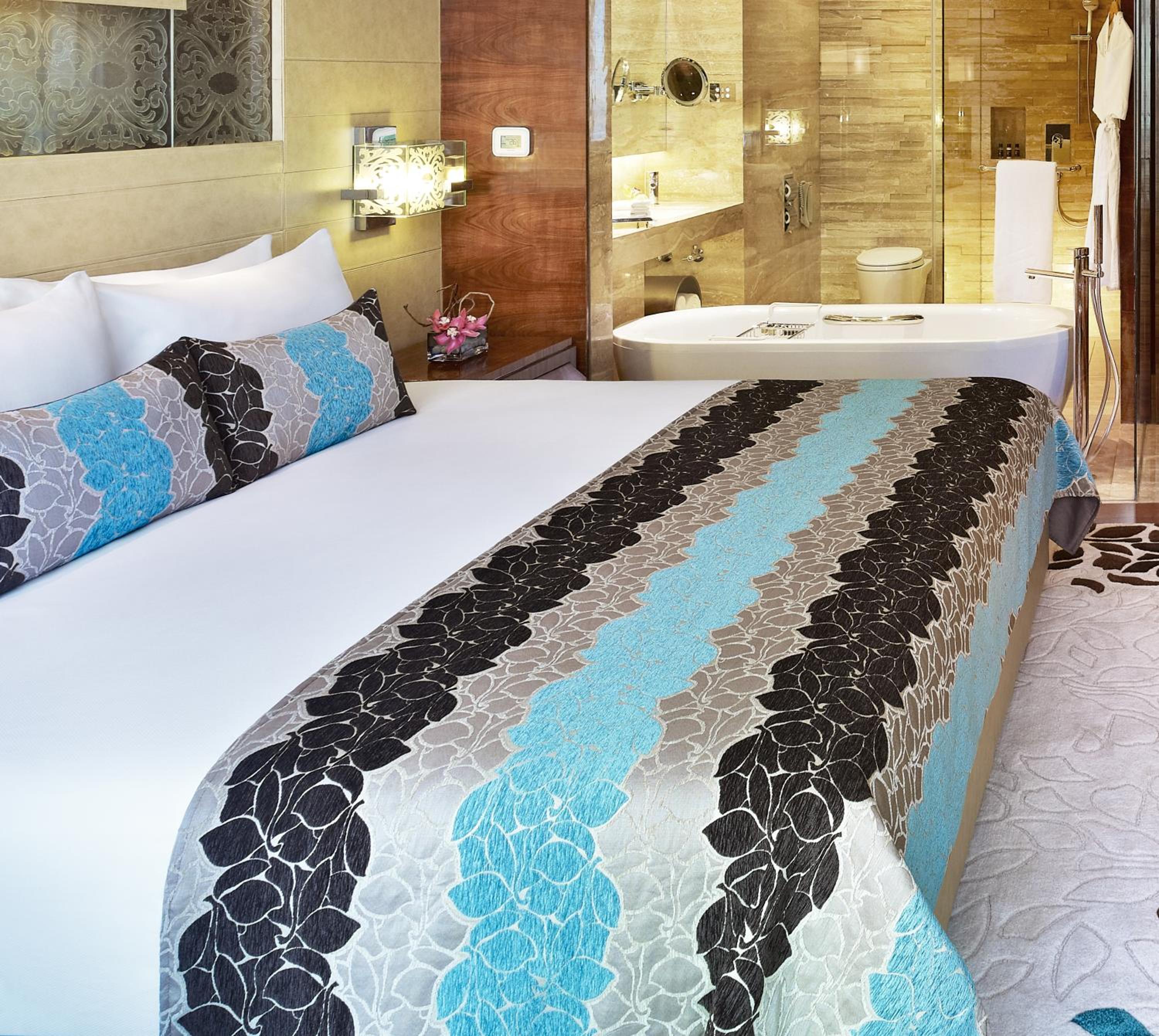 Taj Club Room with One way airport transfer, Butler service on request, 02 Pcs of Ironing per day,20 % disc on FNSB,SPA & transportation, Cocktail Hours @ Club Lounge from 18:00 hrs to 20:00 hrs, 2 hours of boardroom usage per stay subject to availability